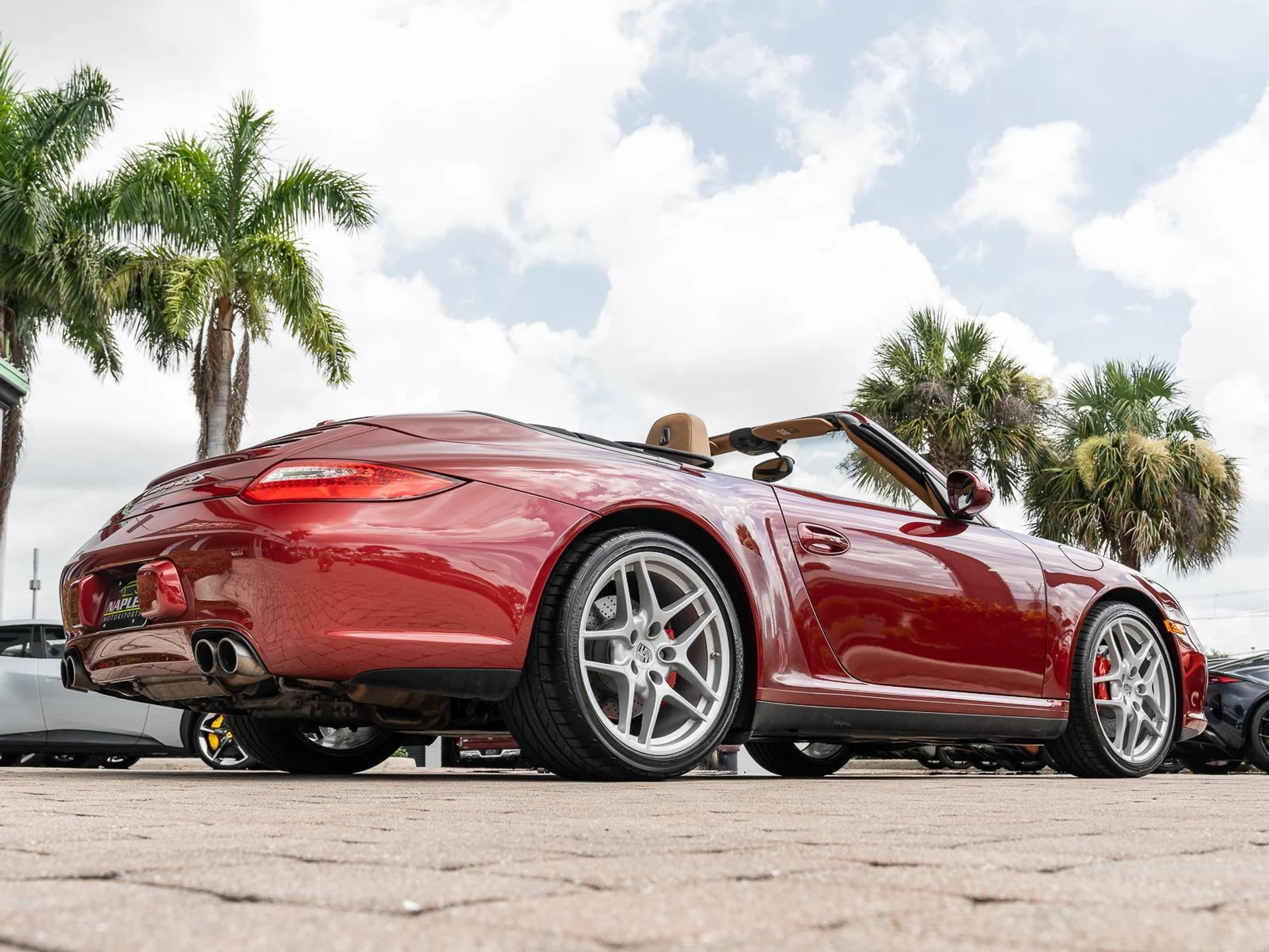 mph018_2144927367_Used_2009_Porsche_911_Carrera_4_S_1783026727_bb882f4a58