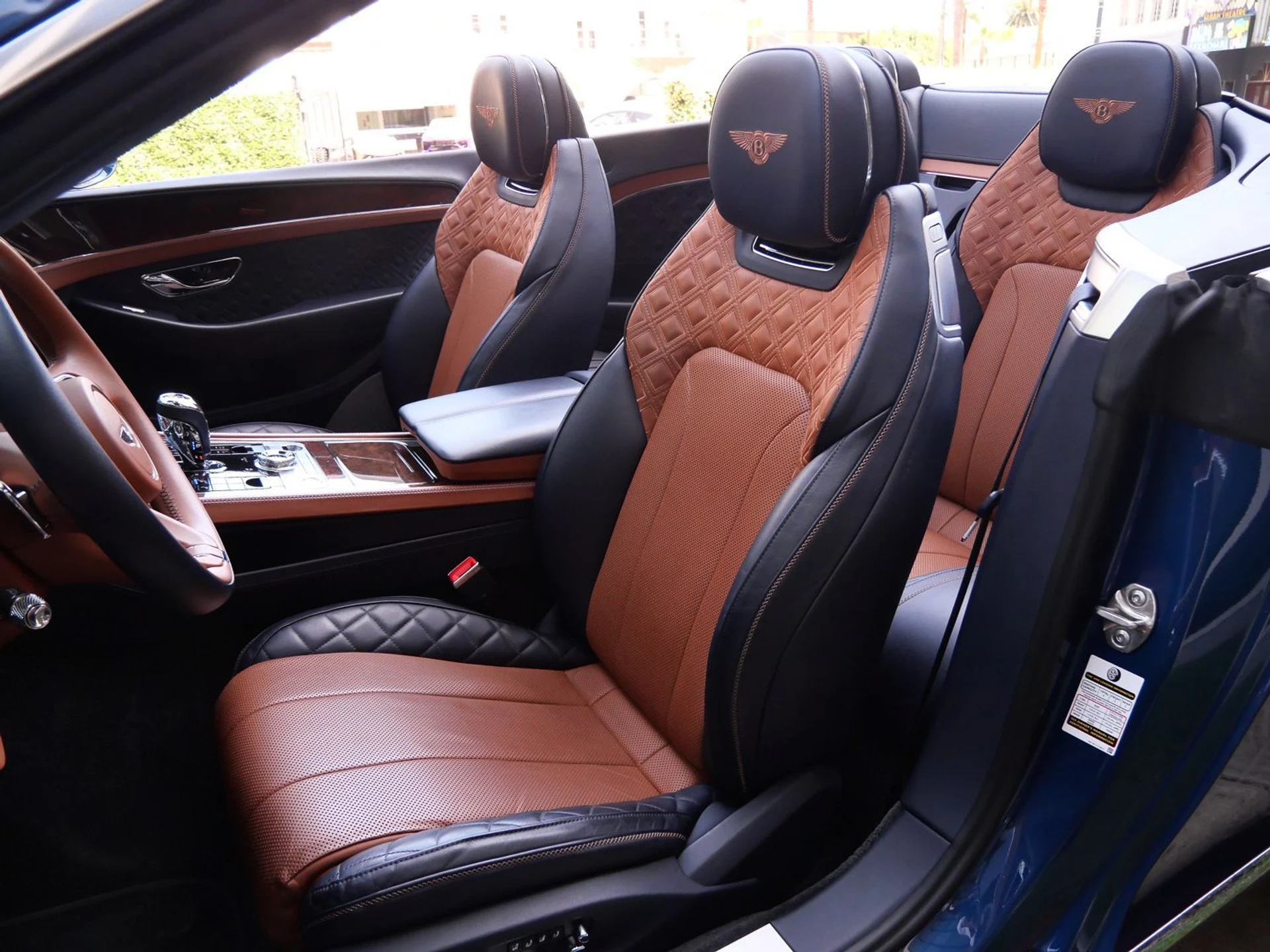 mph018_2147906959_f243fd6fc86f4e6c54206610a1d83b1ax_69c90548b8