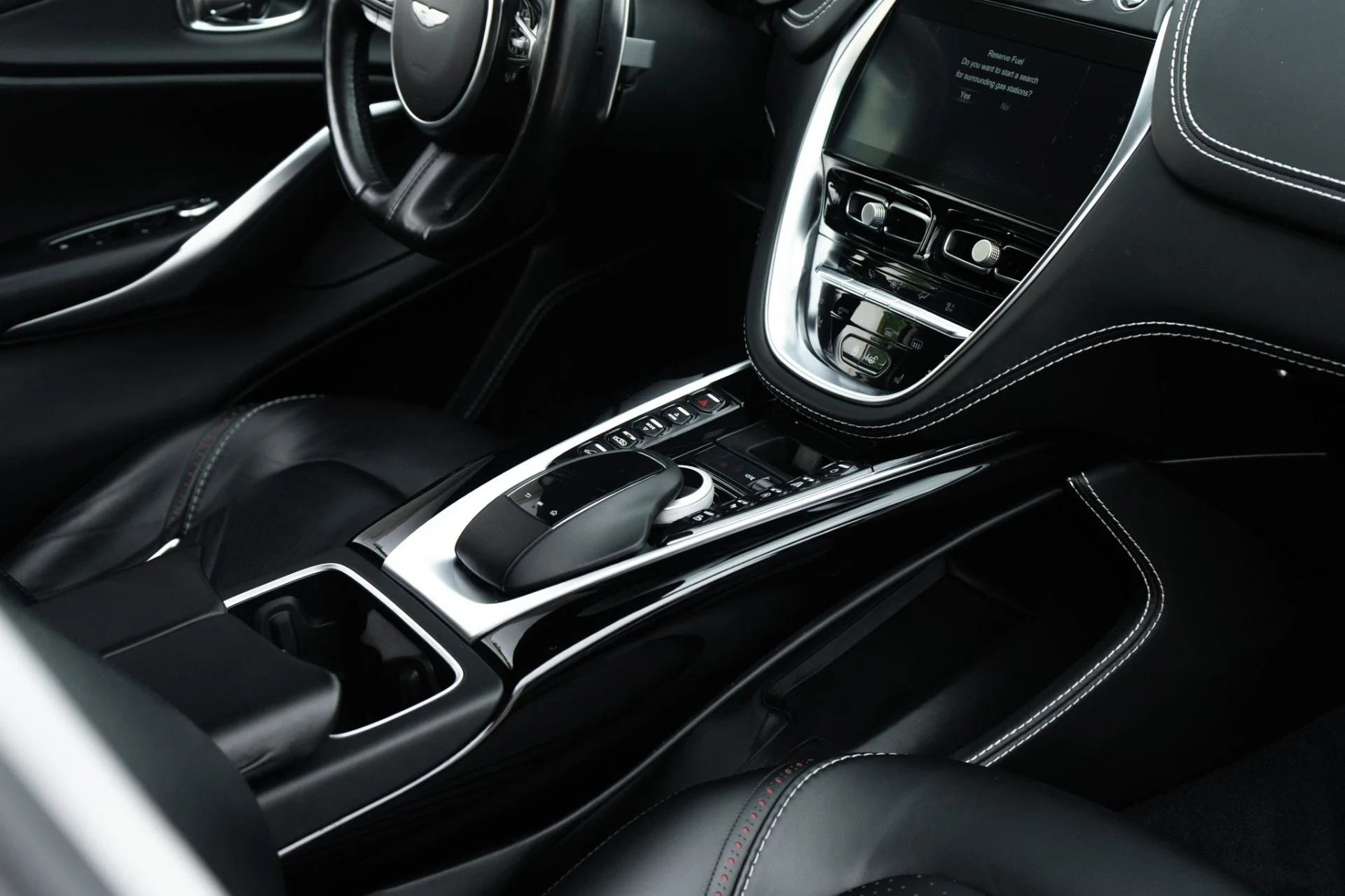 mph018_214876066_Used_2021_Aston_Martin_DBX_1777485060_6b80e53286