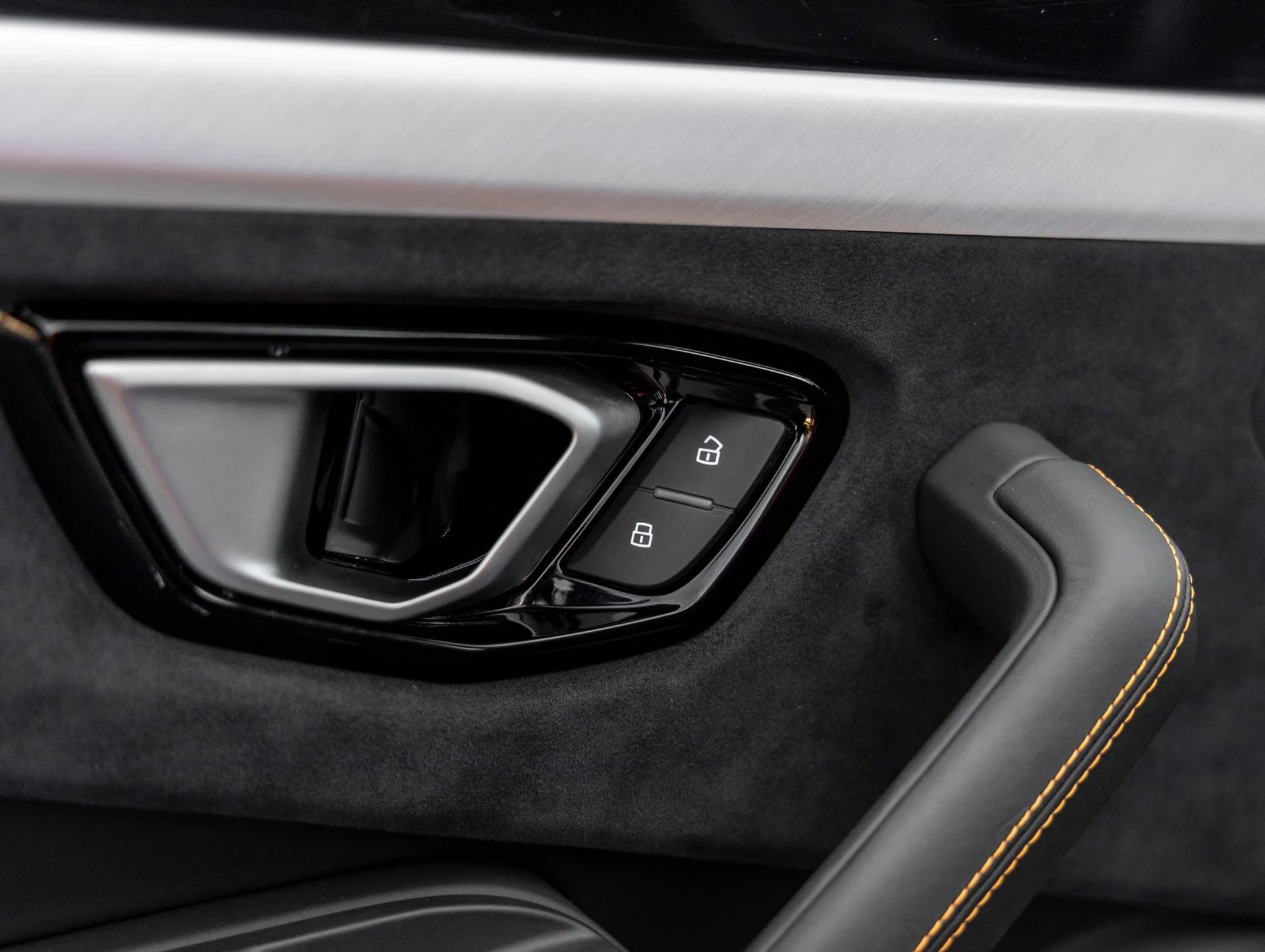 mph018_2150363347_19_a126006272