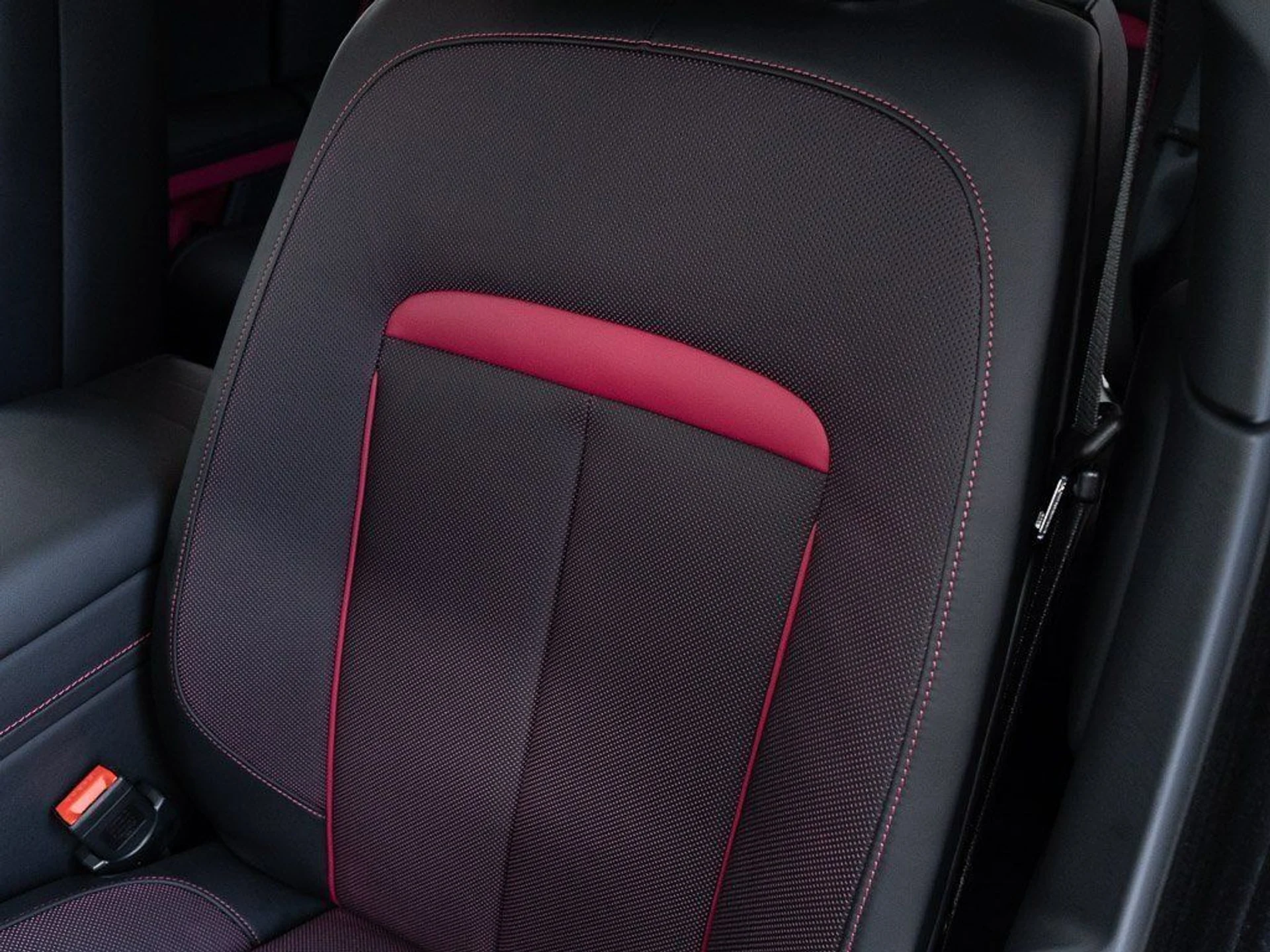 mph018_21546747_9096702fb665986dd4779907f644127b_24330e7f82