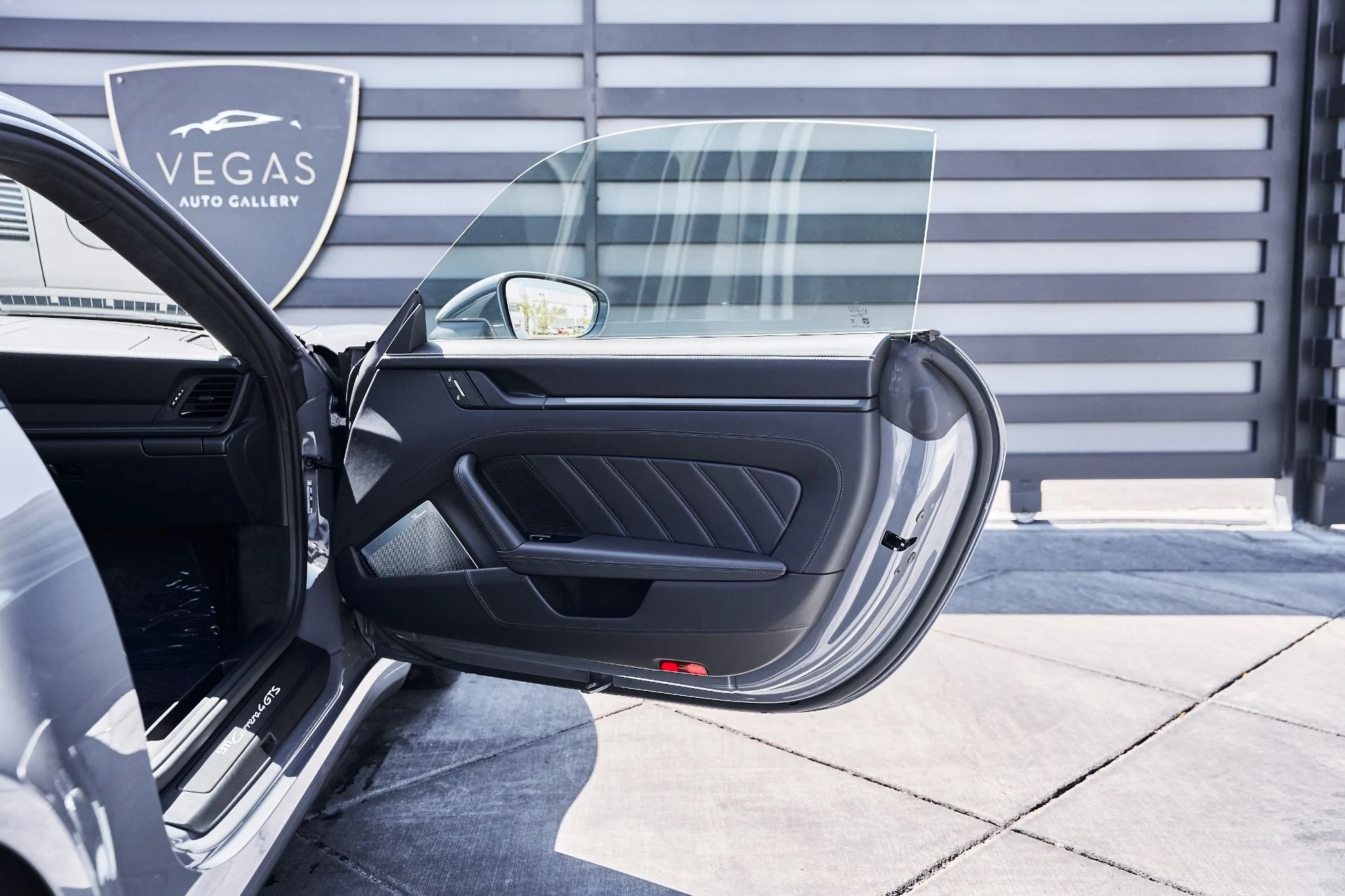 mph018_2161489375_Used_2026_Porsche_911_Carrera_4_GTS_1776878370_22677a27de