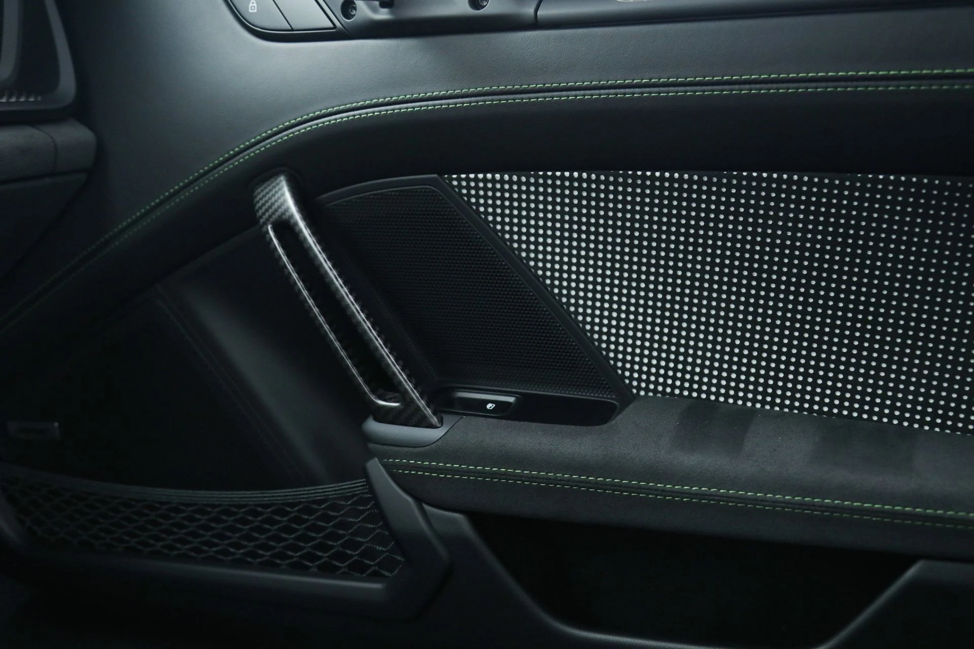 mph018_2164562537_96ee4b9f34f4ba439c6d0aea3ef059ab_e31746bddd