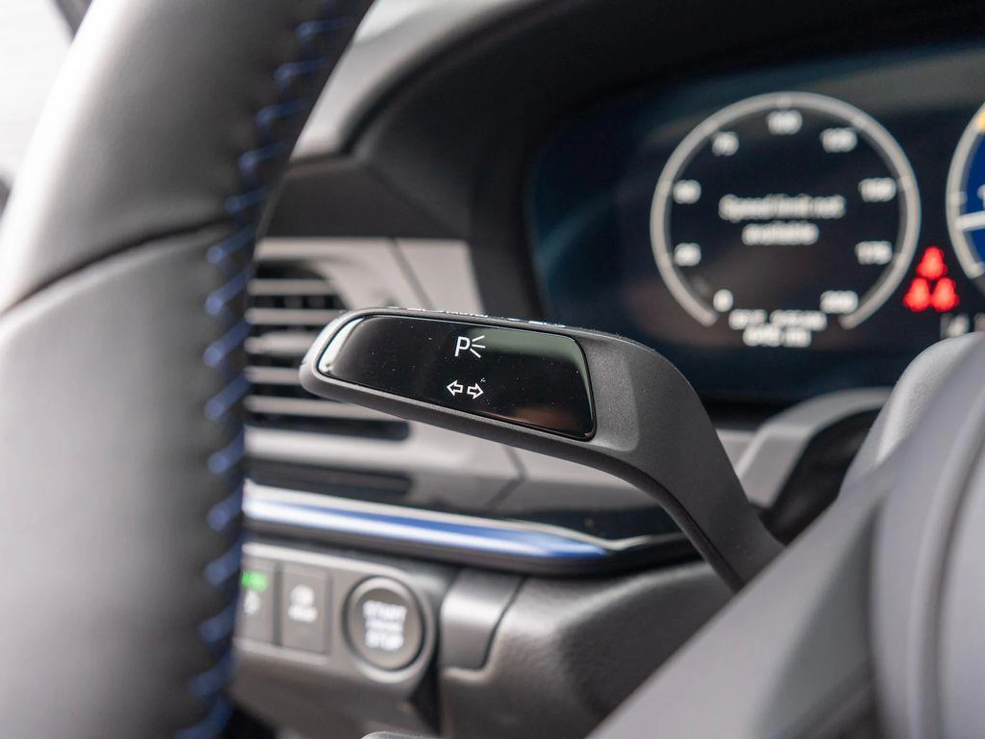 mph018_2168602287_g_dq_Wt_KD_bzb081y4x76_ZRH_Ix_U_a28025cde0