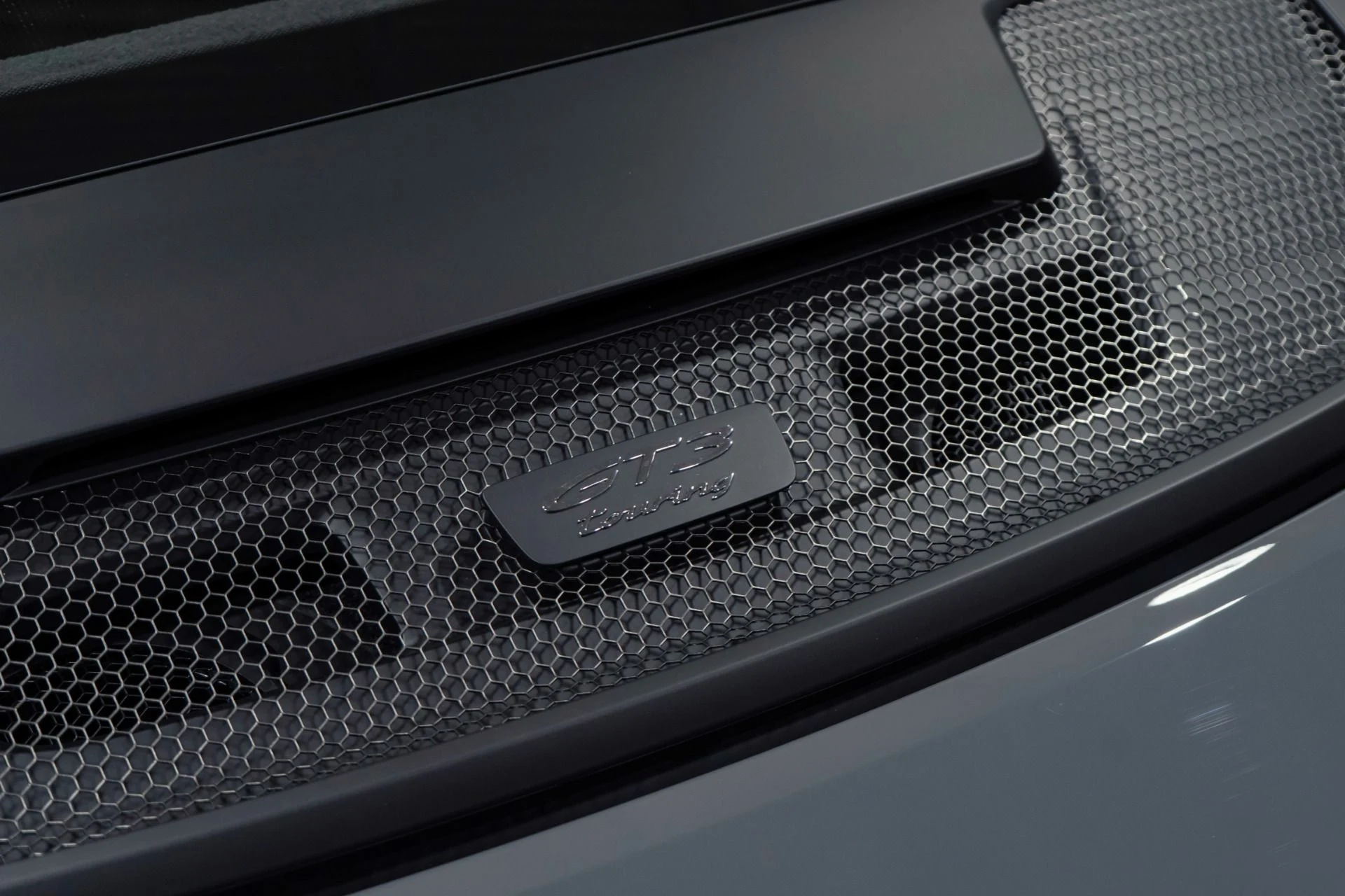 mph018_2169392592_Used_2026_Porsche_911_GT_3_Touring_6_speed_Lightweight_package_1770773865_7453c7f425