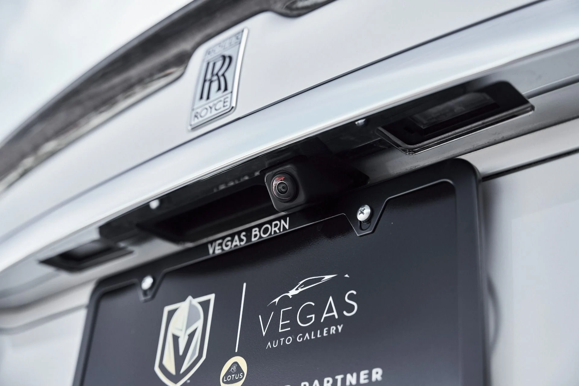 mph018_2181368286_Used_2025_Rolls_Royce_Cullinan_Base_1770950889_4f312f1b42