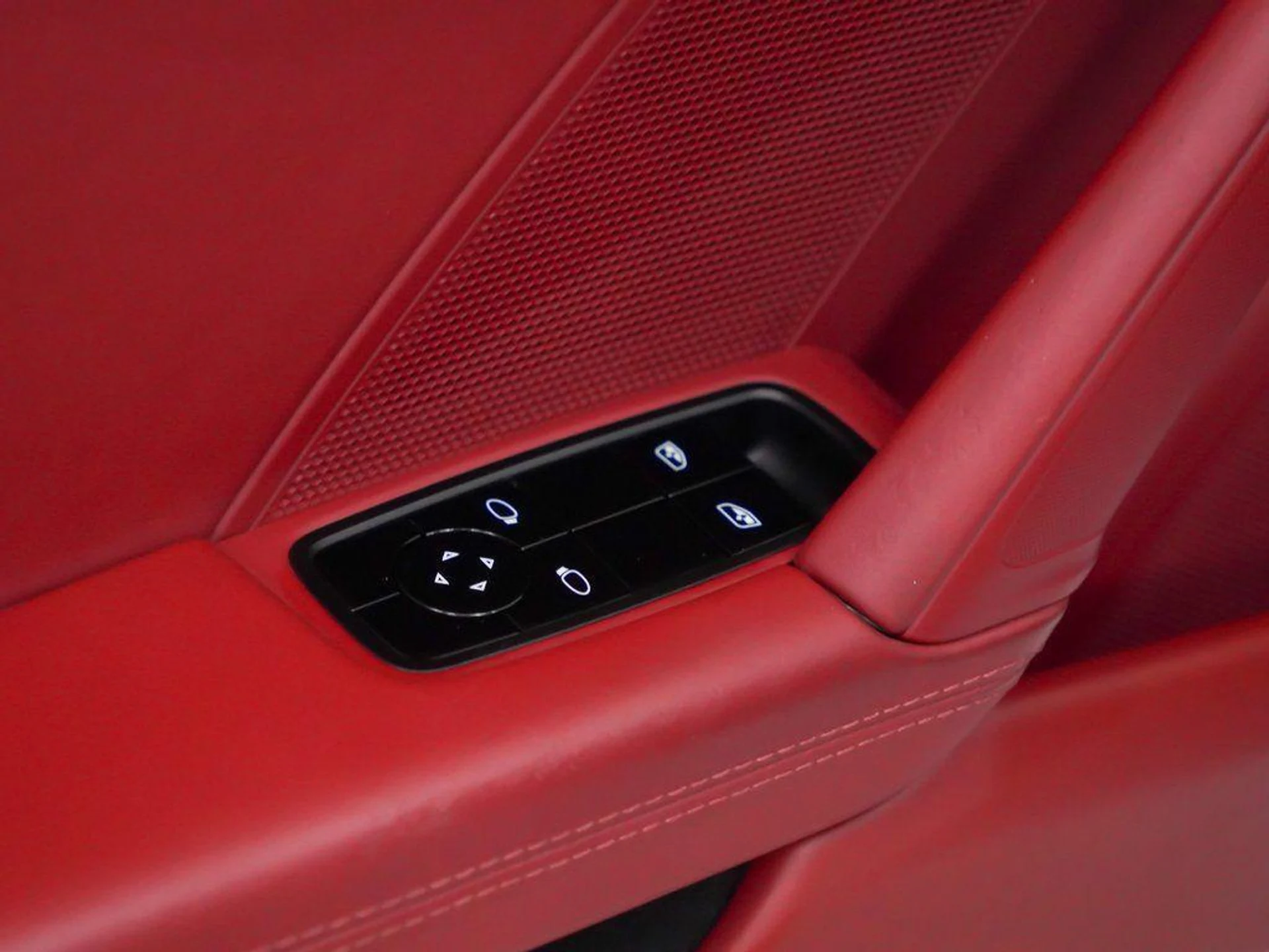 mph018_2187477883_i_Jh46iaxp051c4_Ob25_Bg_Q_Mq_IP_3k_cdf06adb08