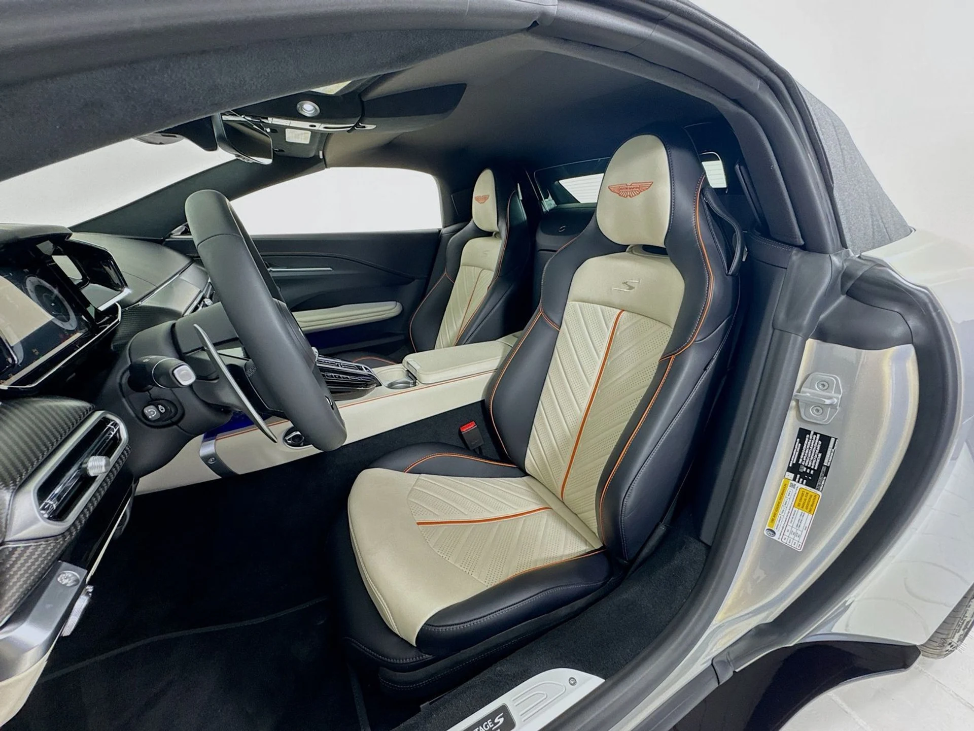 mph018_2192329214_e05fc0887ed449b2db1c9c26bd735455x_da66e382e5