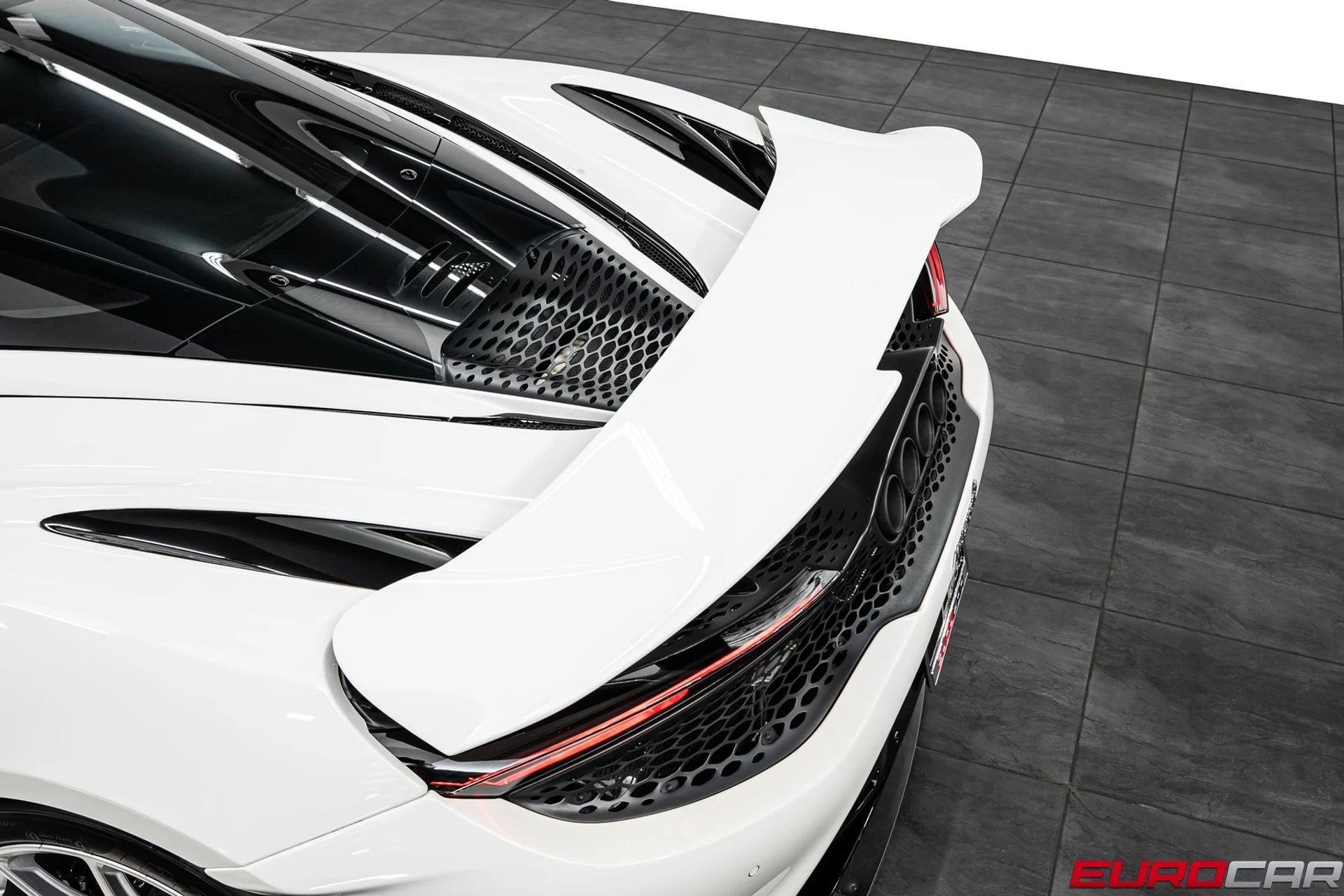 mph018_2192781059_9b962d57_998e_4359_9d15_dfd822343f68_ac1ef6072c