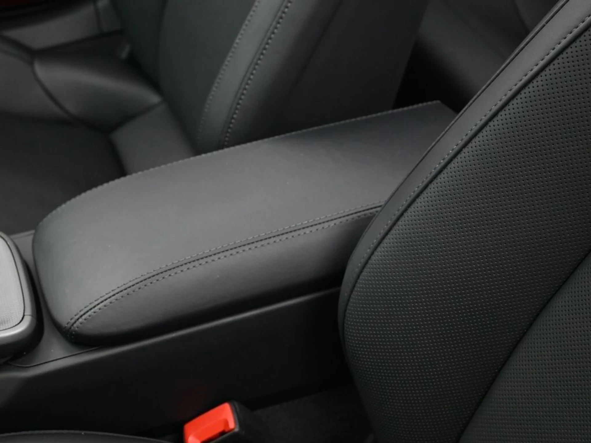 mph018_2195007682_761b18fde99df69bc50aea14c9a38a0ex_635fbc9336