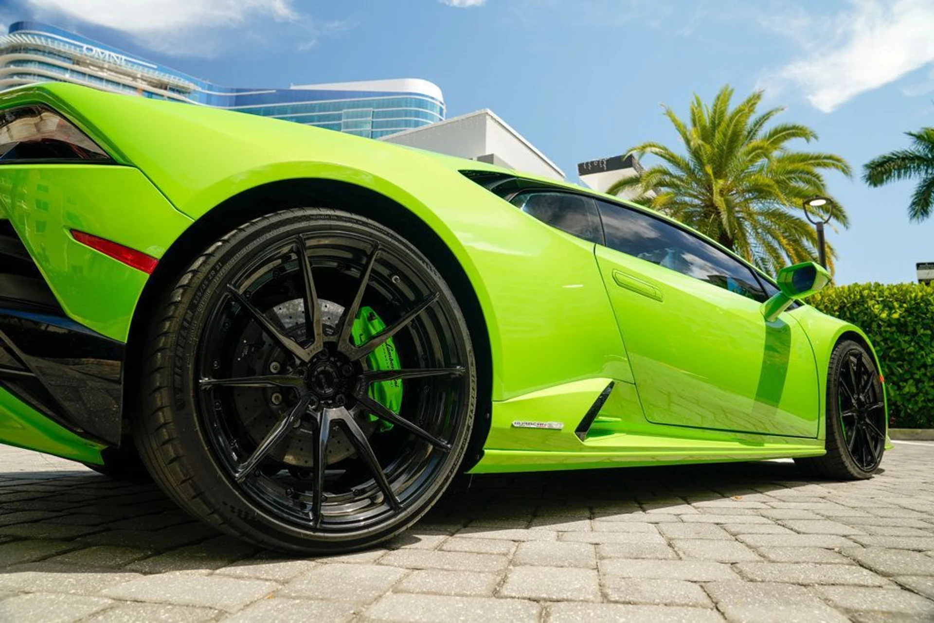 mph018_2202762805_used_2020_lamborghini_huracan_evo_coupeawd_14354_22890839_19_1024_a8345b2e92