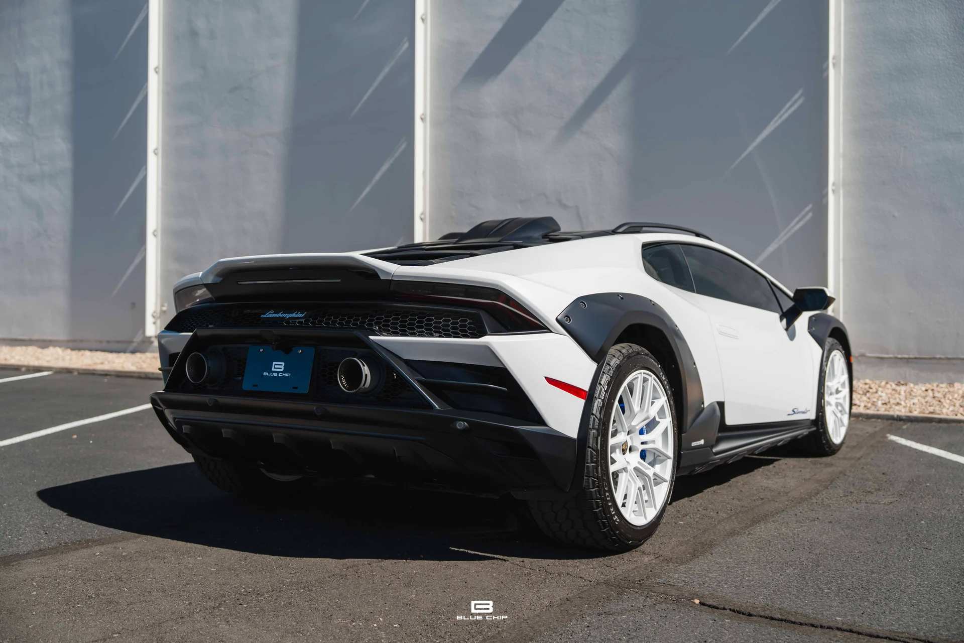 mph018_2203118391_6a31cfe3128717745d6faeac_2024_Lamborghini_Huracan_Sterrato_19_9736265542