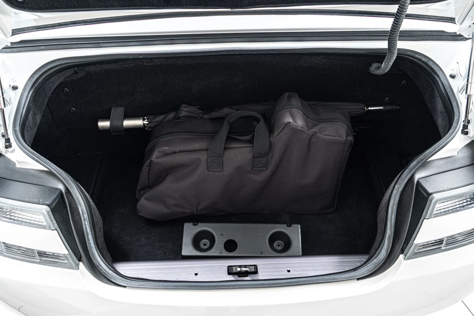 mph018_2207469412_Used_2014_Aston_Martin_DB_9_Volante_Very_Low_Miles_Pearlescent_Paint_V12_Power_1773670824_b2e53f2bef