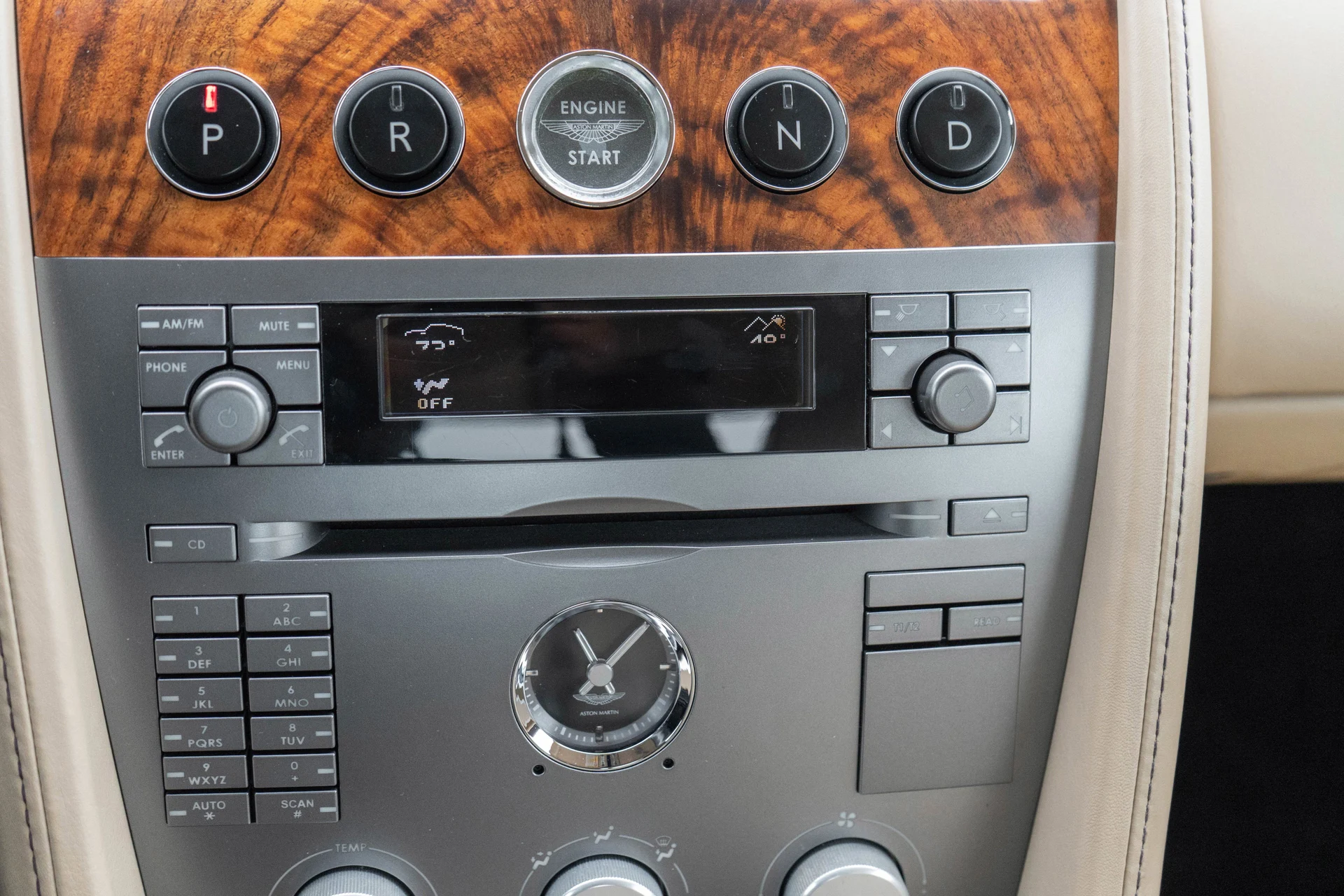 mph018_2215103667_19_0cb2a9b387