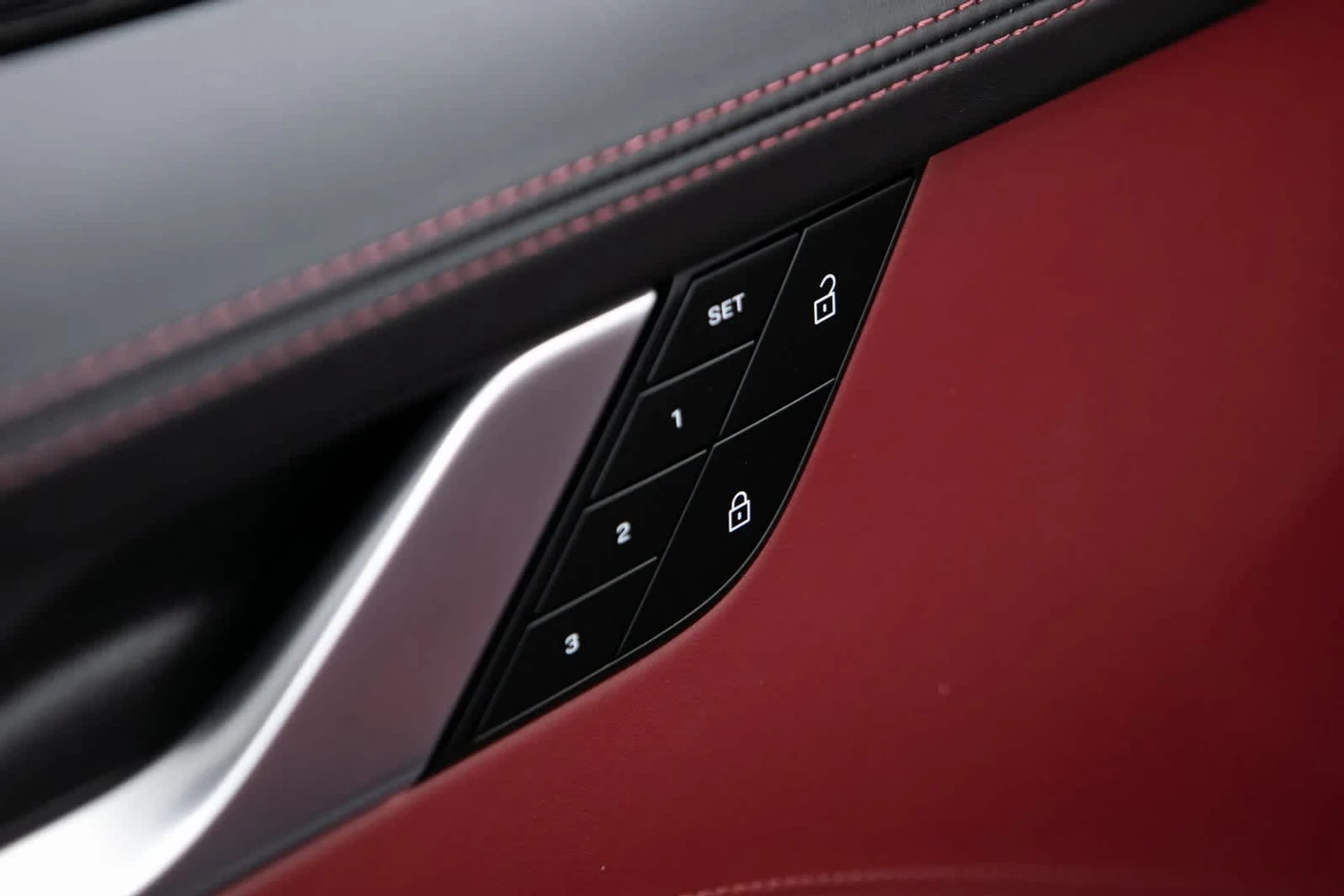 mph018_2222112741_d47a1438026efd64a9e9e01a825d9144x_dfddf0d763