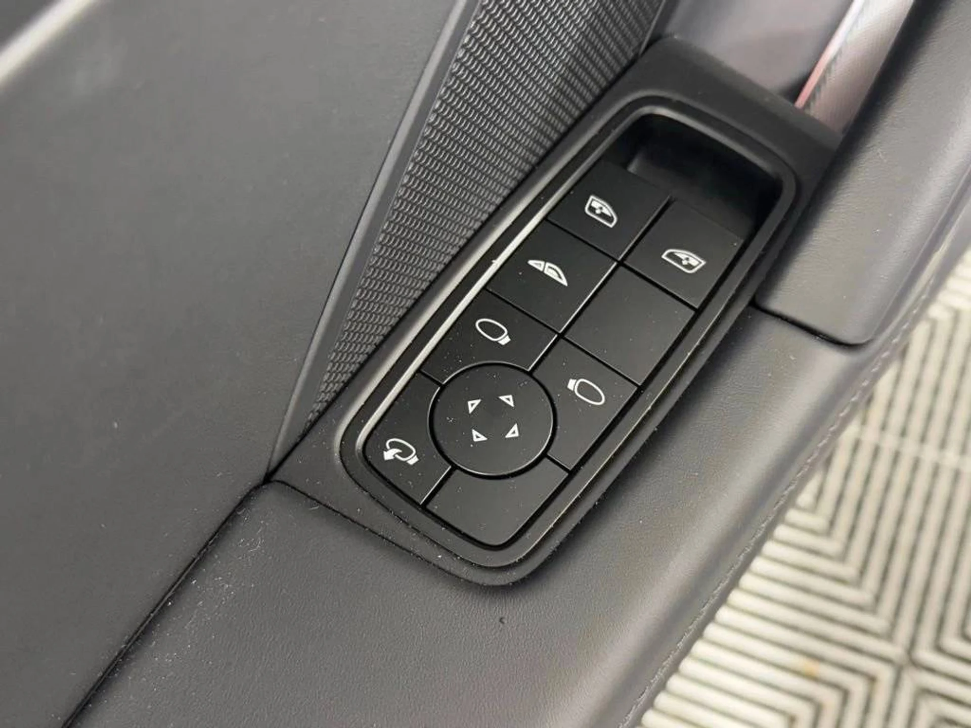 mph018_2223481129_1280_39c2edc9a8