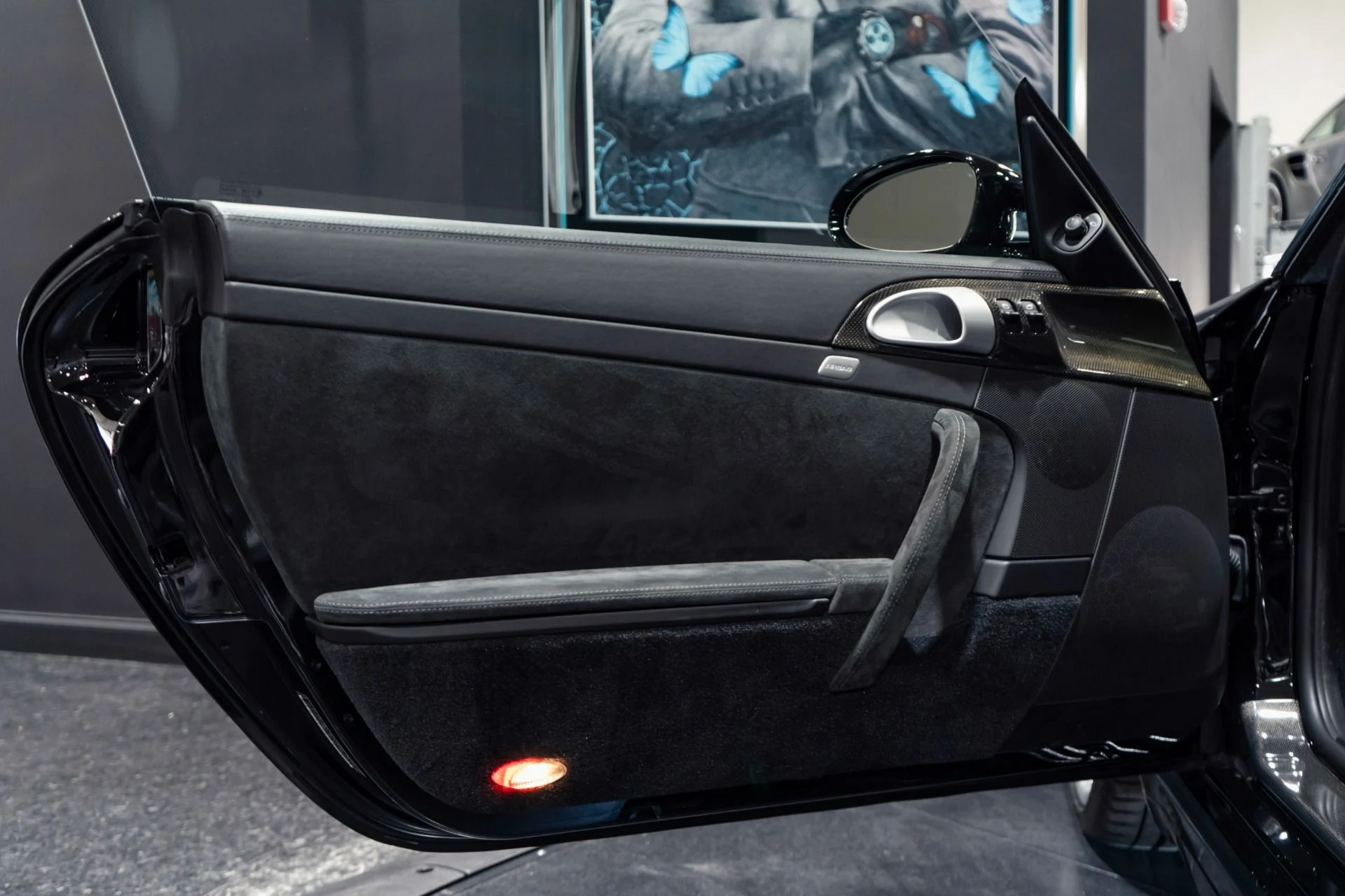 mph018_2224128247_Used_2008_Porsche_911_GT_2_1772036463_59632f3a9d