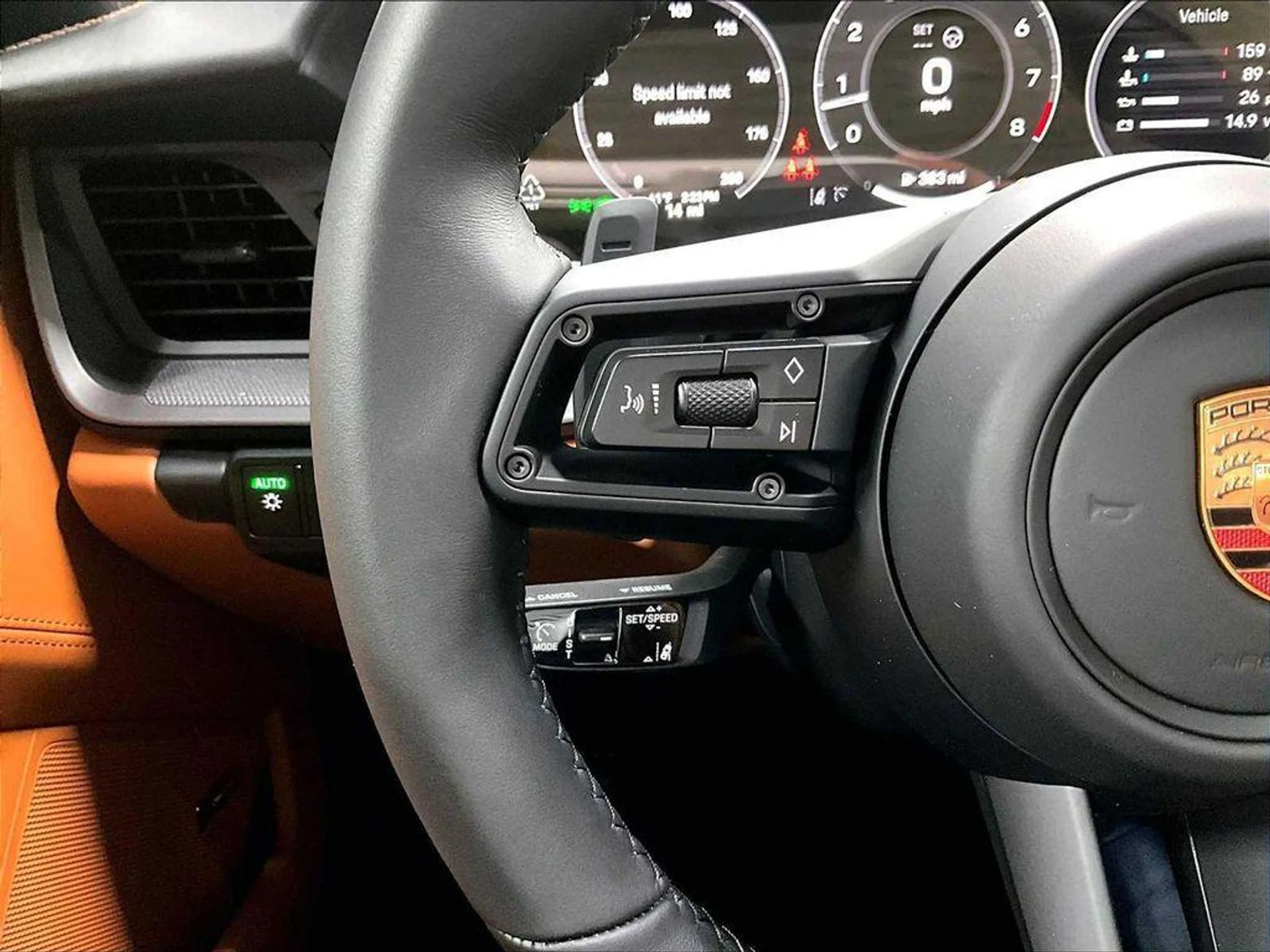 mph018_2224329662_R6_Q_Pk14ewu_G_Dn_Kg_K_Id_Rw_Iyo0_Xw_E_d7bca9789a