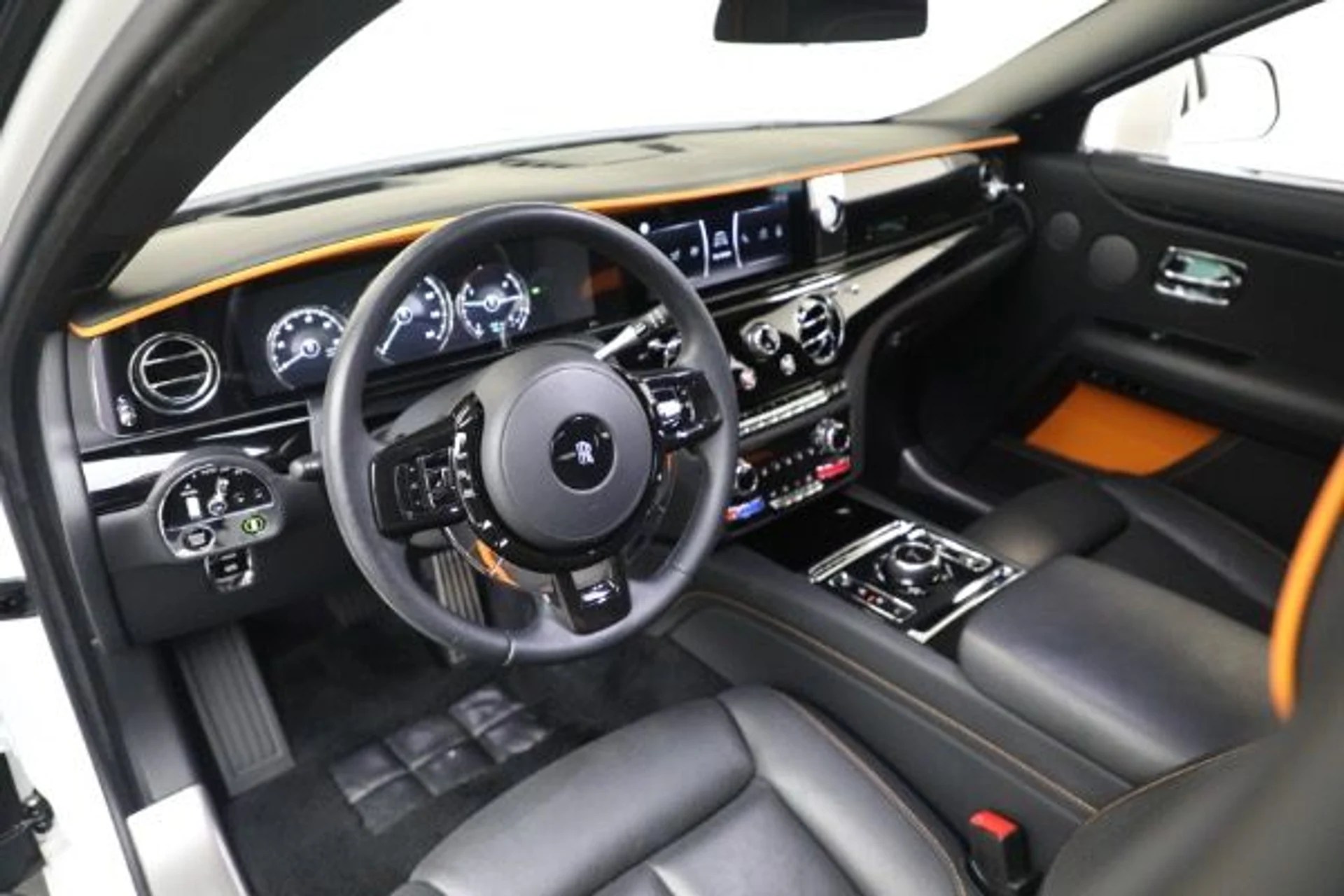 mph018_2225855132_Used_2021_Rolls_Royce_Ghost_39bc1ff60b
