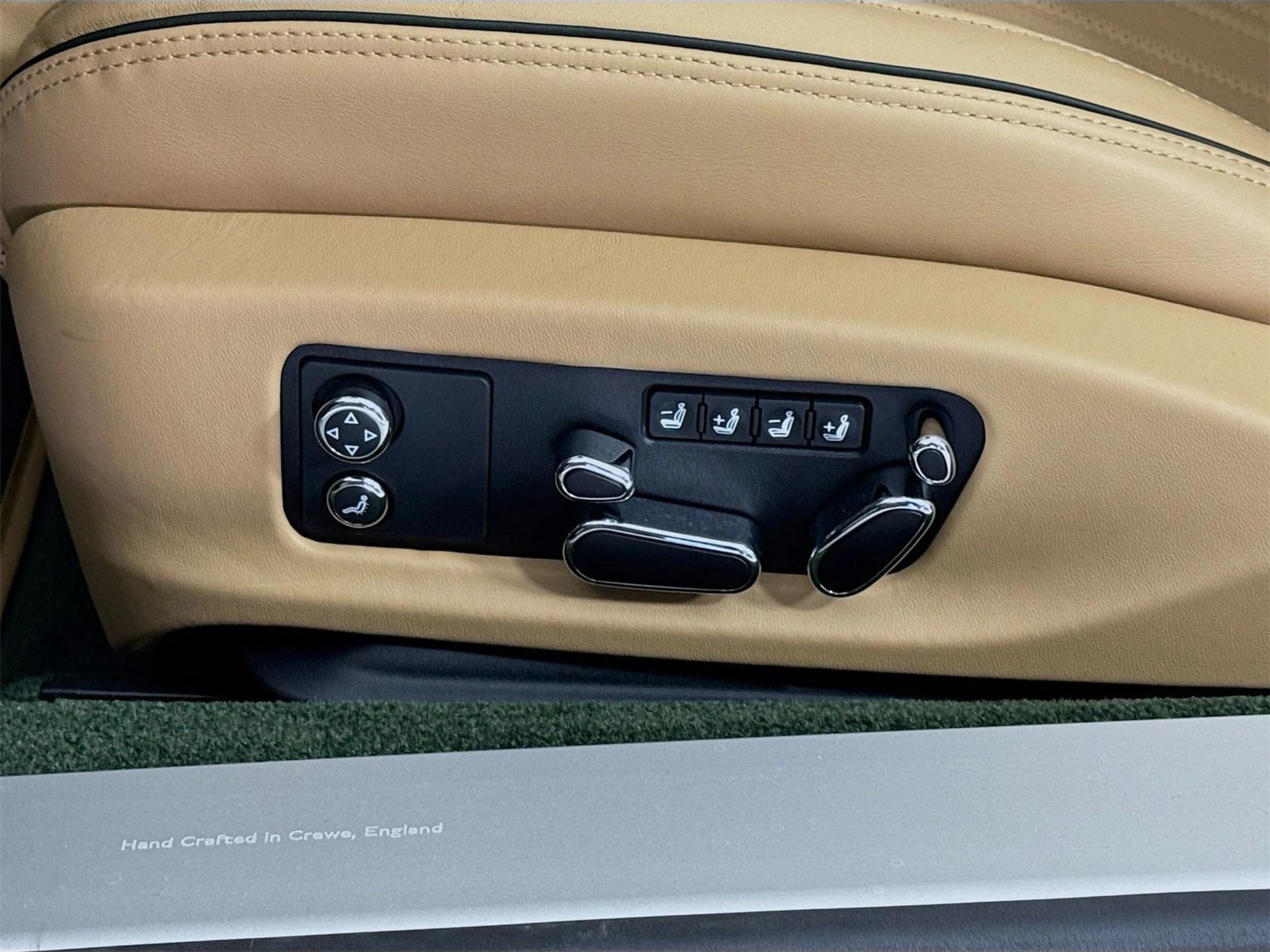 mph018_223289335_be536597255105760362bad25a460191x_4b60a02900