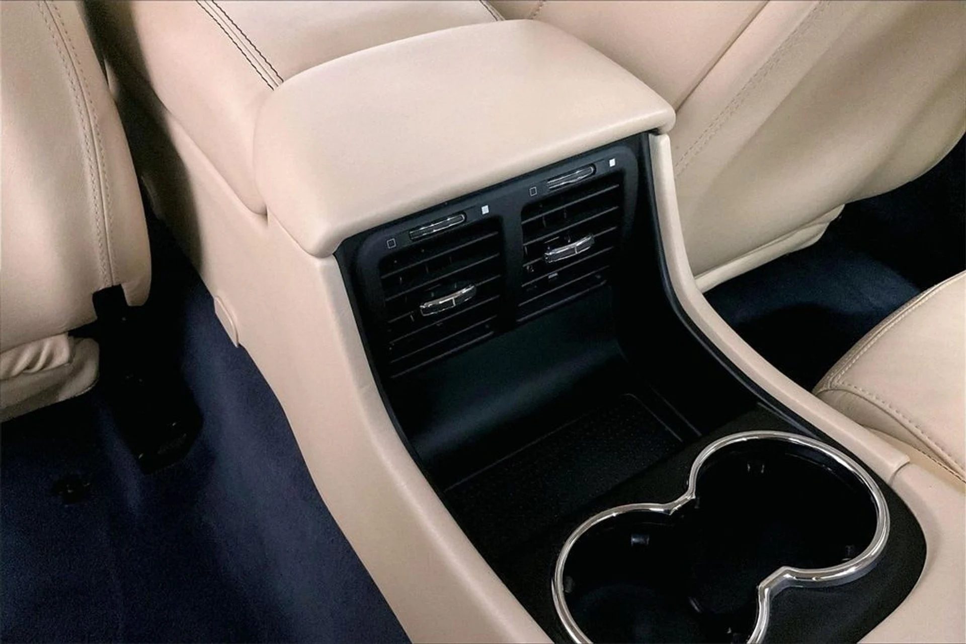 mph018_2236002664_d09925d62a63160c432d1ef382d775b4x_0abe5ad69a