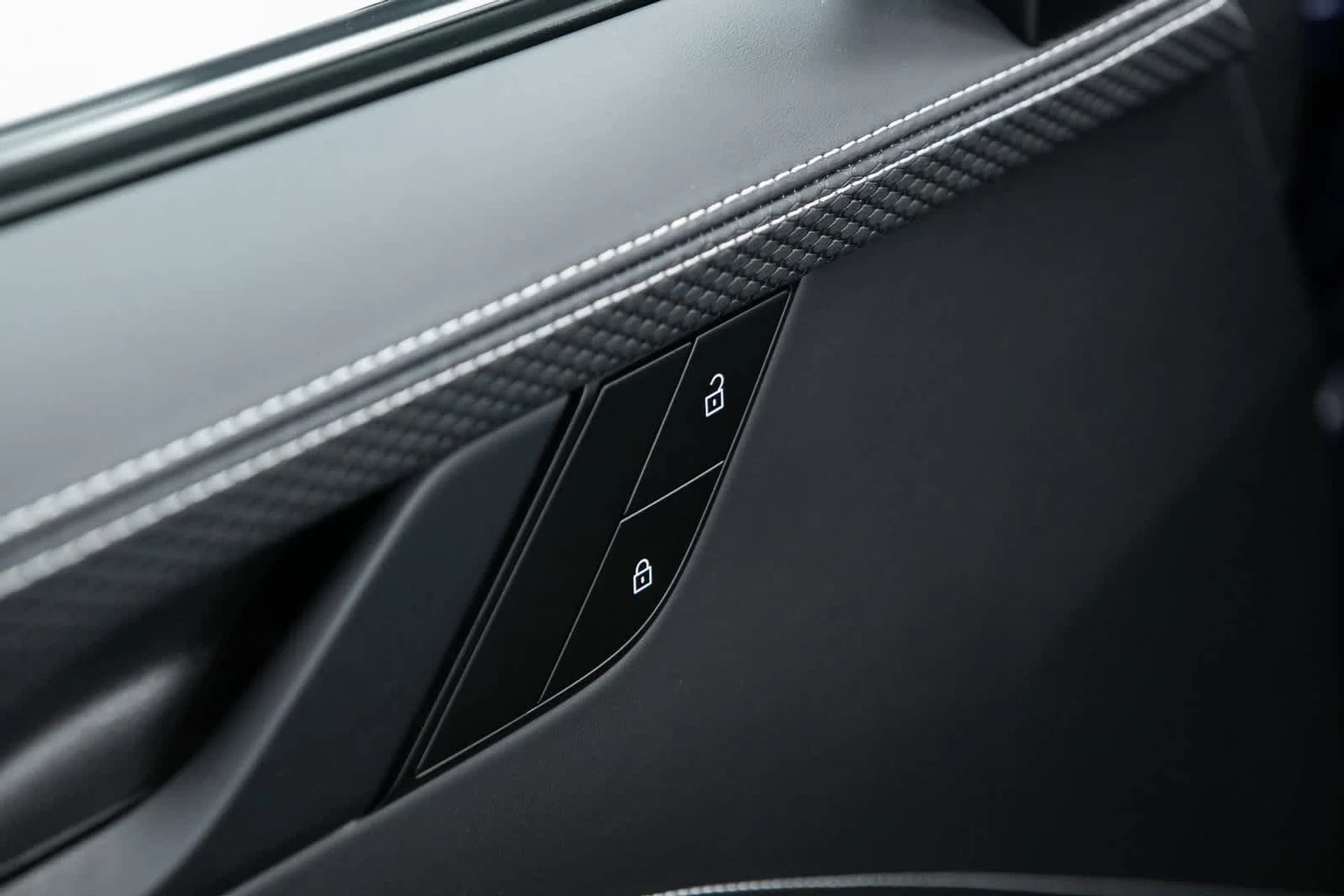 mph018_2239915836_ada2b564bc1d76d25e3ef7ec92e53e2ex_beb57c1b56