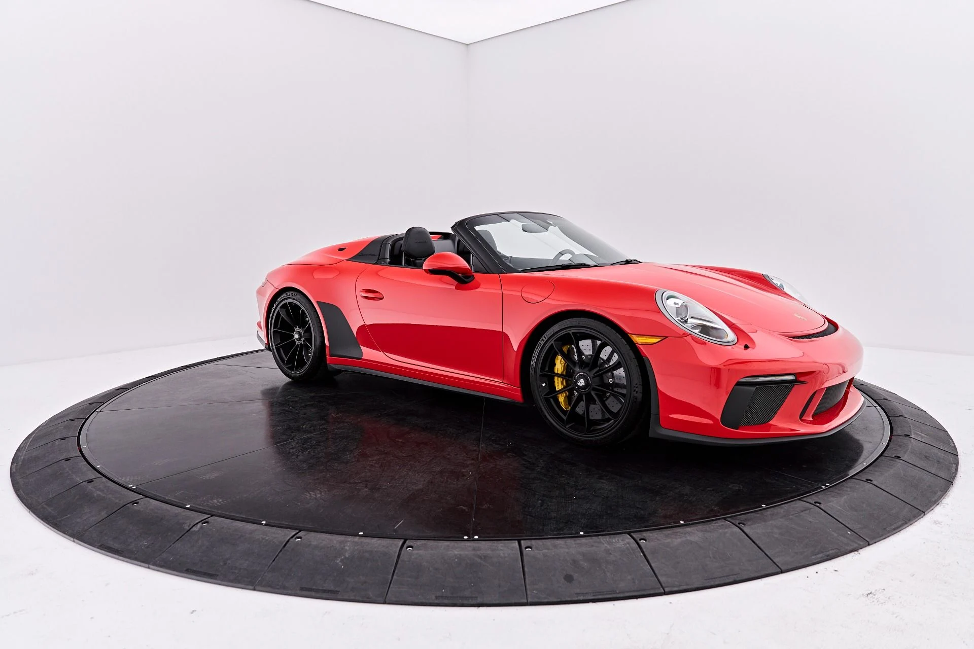 mph018_2245748280_Used_2019_Porsche_911_Speedster_1791997598_cec15360c5