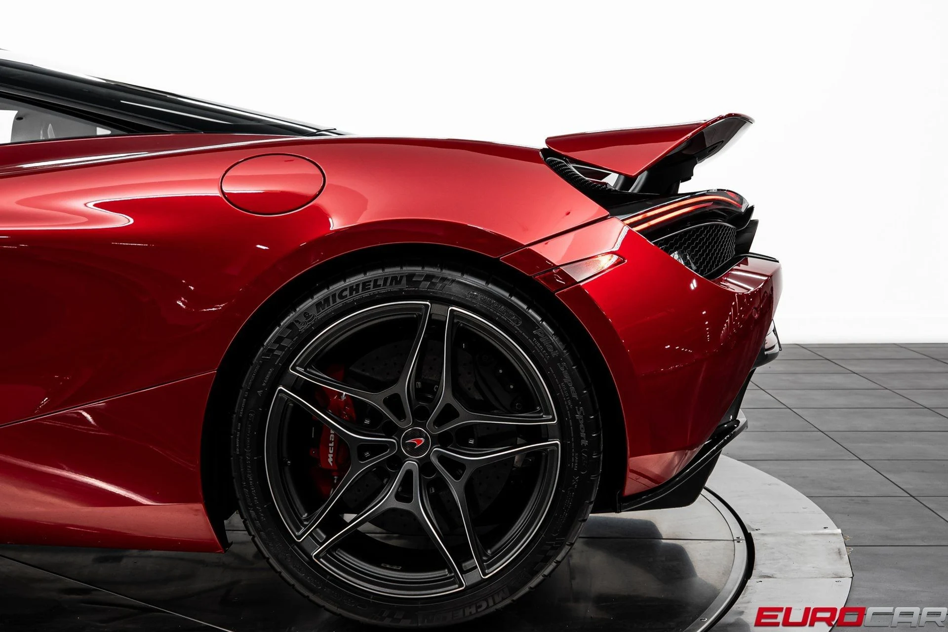 mph018_225512640_image_19_545fe92a21