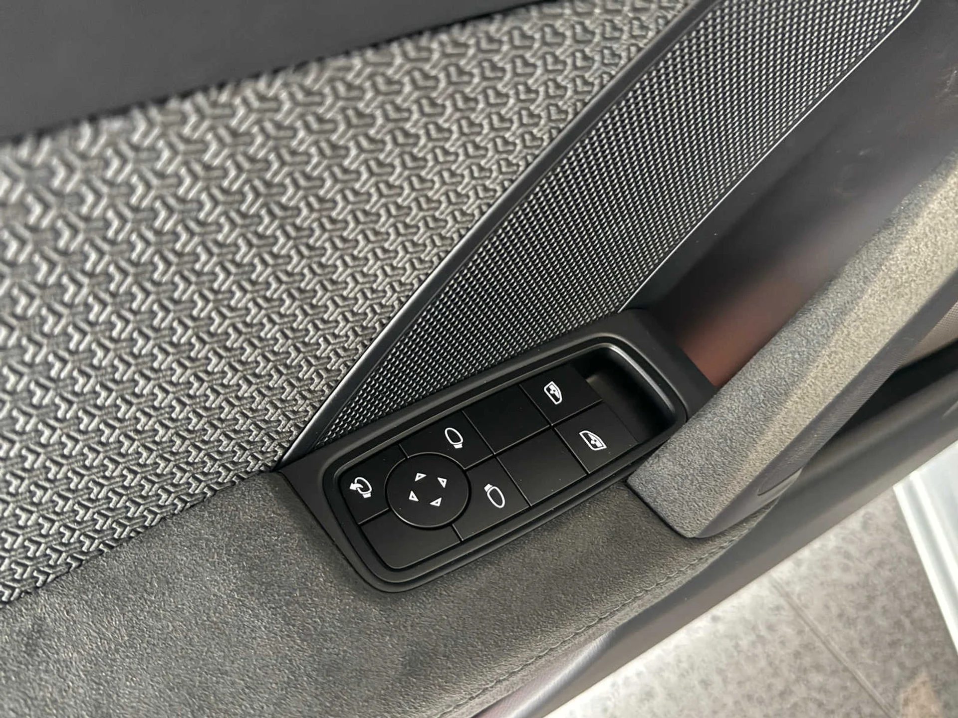 mph018_2255620002_6f13086756c6badb1a80e6809cafe66bx_c06752347c