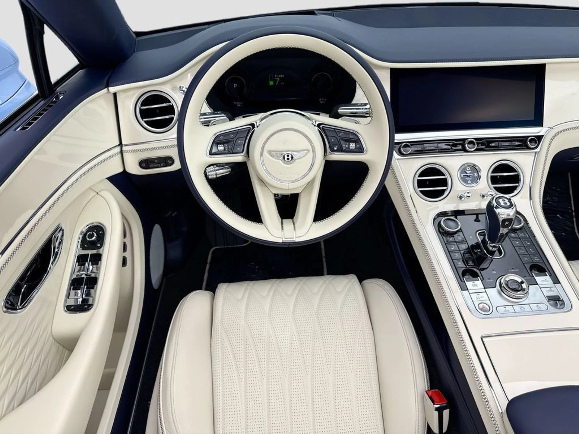 mph018_2257511265_new_2026_bentley_continental_gtc_8119_23033468_19_1024_4f2a38242c