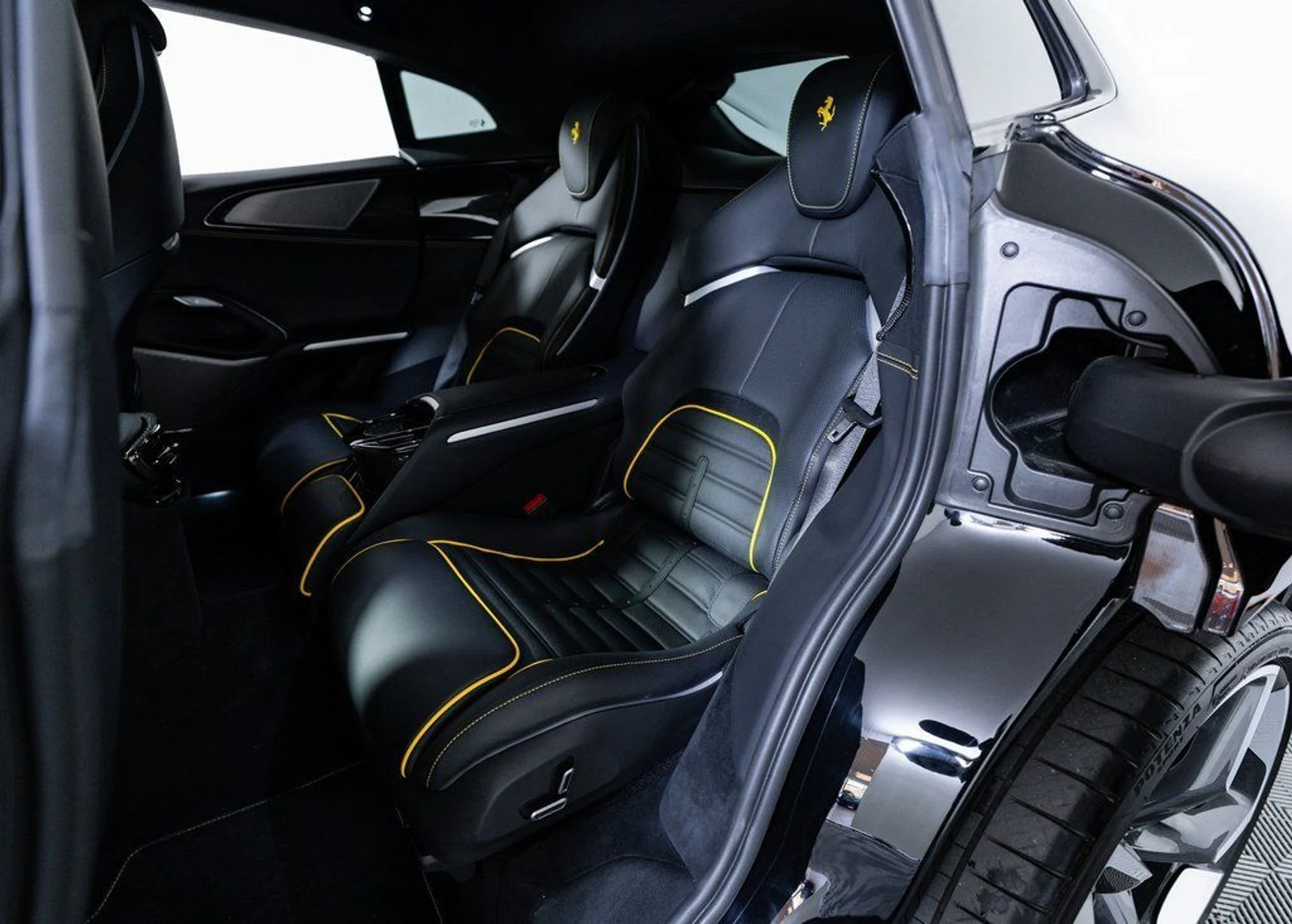 mph018_2261158999_6a330377e74c09649b235618904b0123_a5df29f723