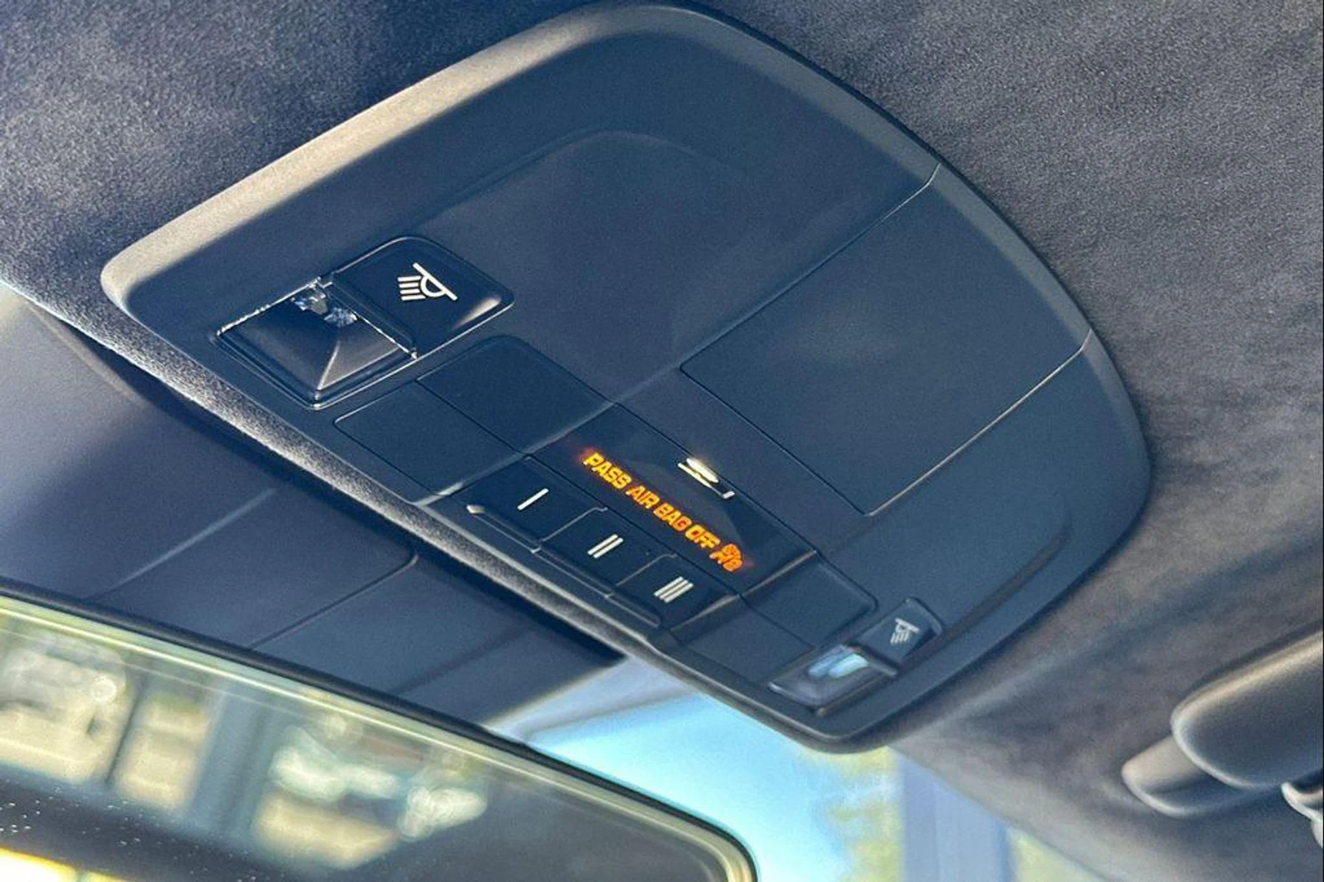 mph018_226185480_e0_Zc0_Akq_YT_Sca_V2_TU_3f_Zetqf_X2_A_d7c98a16e0