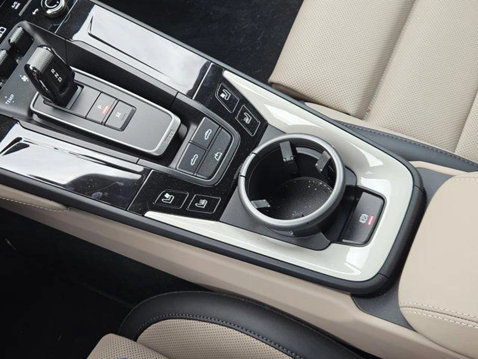 mph018_2263750830_p_Fej6_Ns0zk_R9_Zhz_X_Qeel_YD_3_Og_0e62b637ad