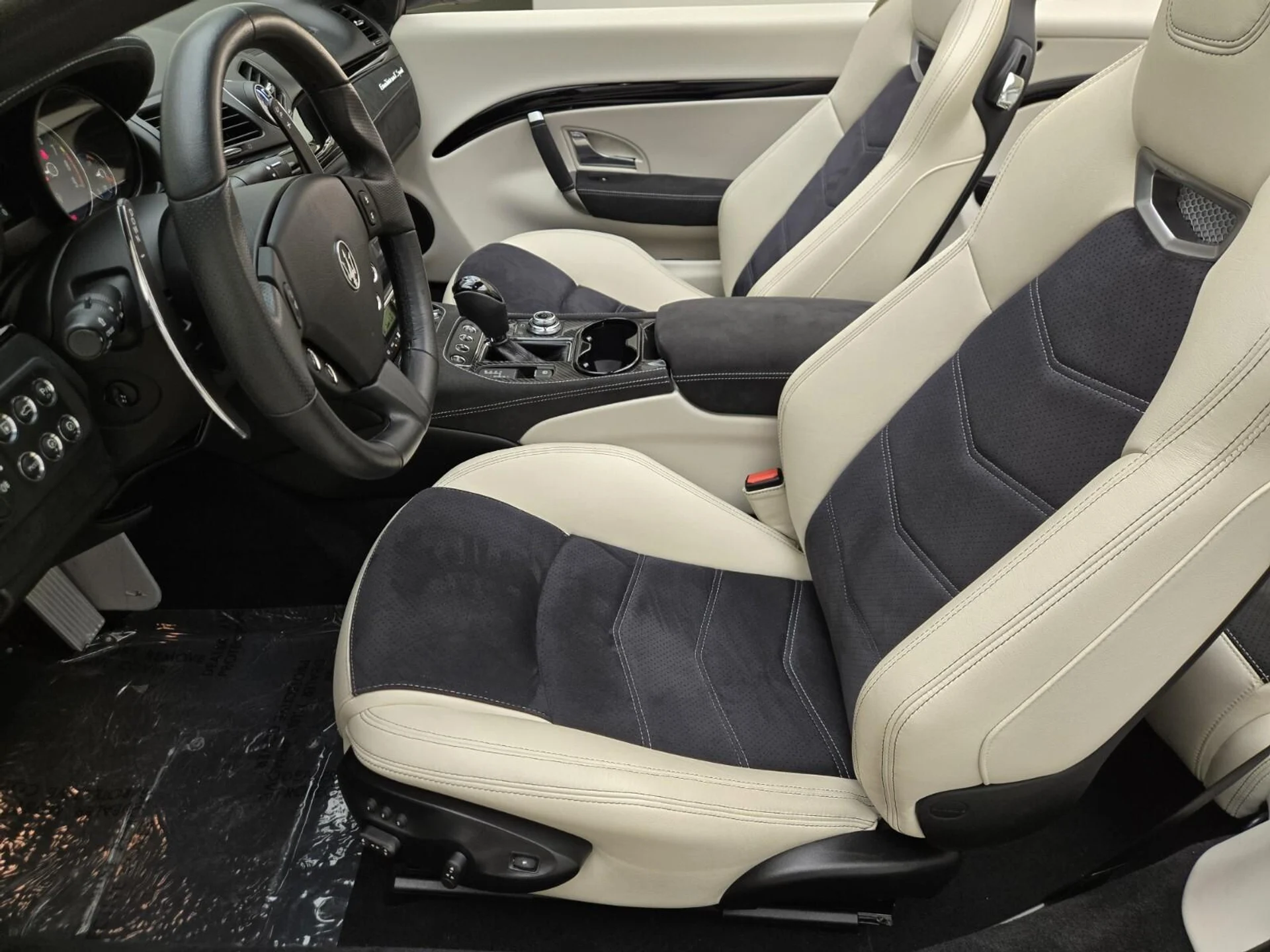 mph018_2264619873_Used_2018_Maserati_Gran_Turismo_Sport_1753858107_13c5ba0eb9