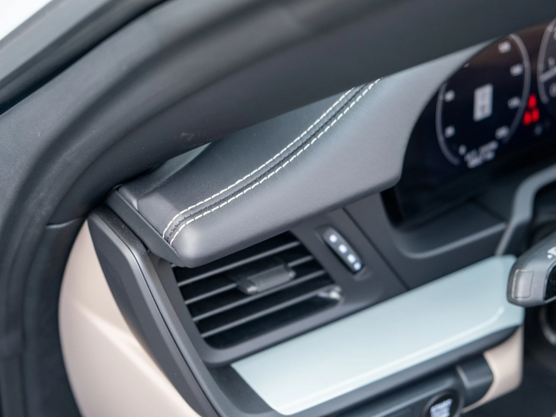 mph018_2264685621_19_5cc40dfa86