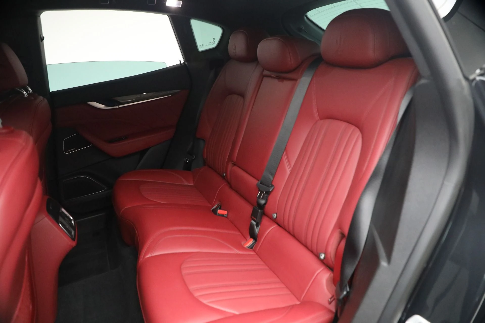 mph018_2266906997_Used_2023_Maserati_Levante_GT_1772121424_1eebf17bfa