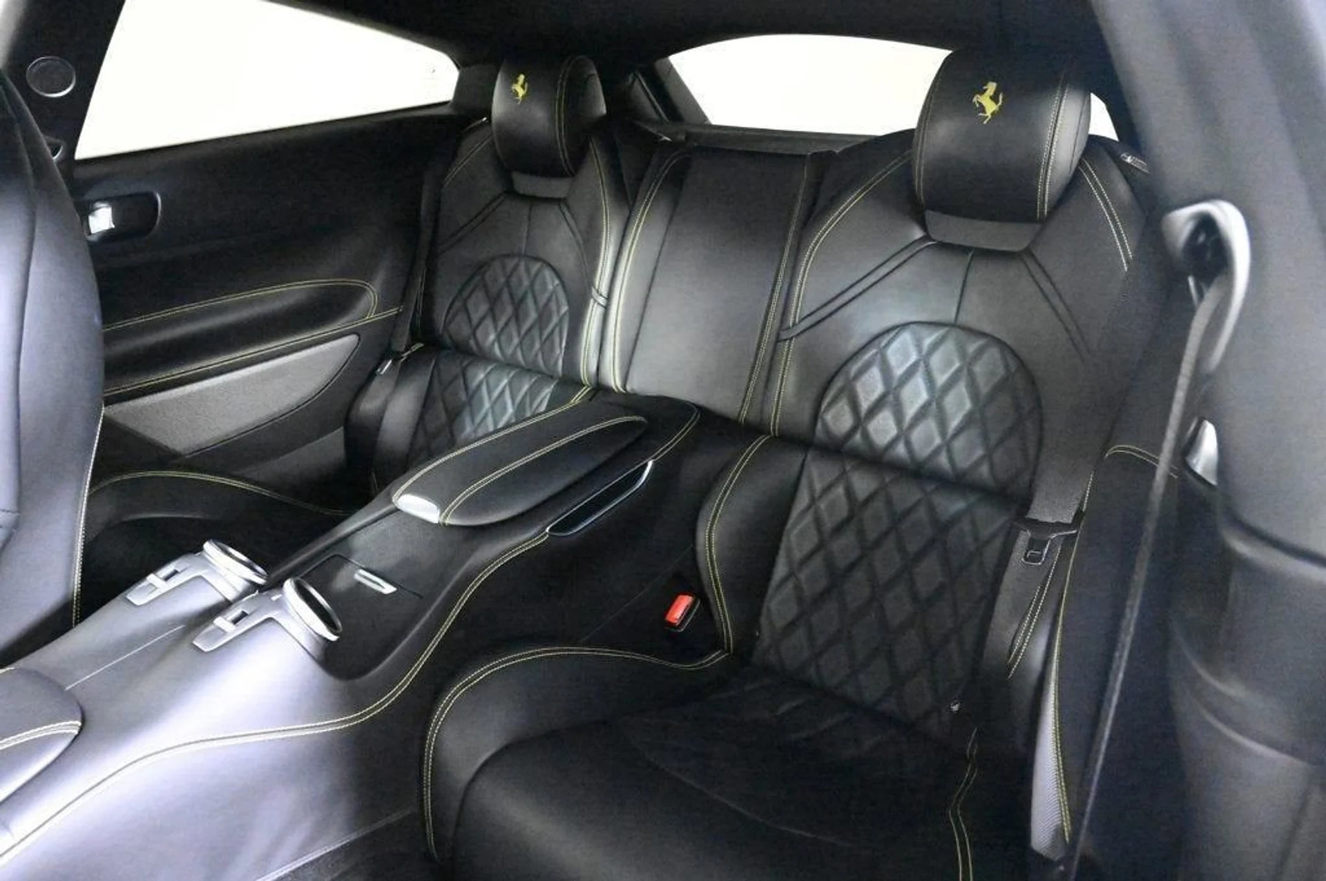 mph018_2269017812_35cdff6378b14d4c9c3d922ee9df04bd_9c5f6e2911