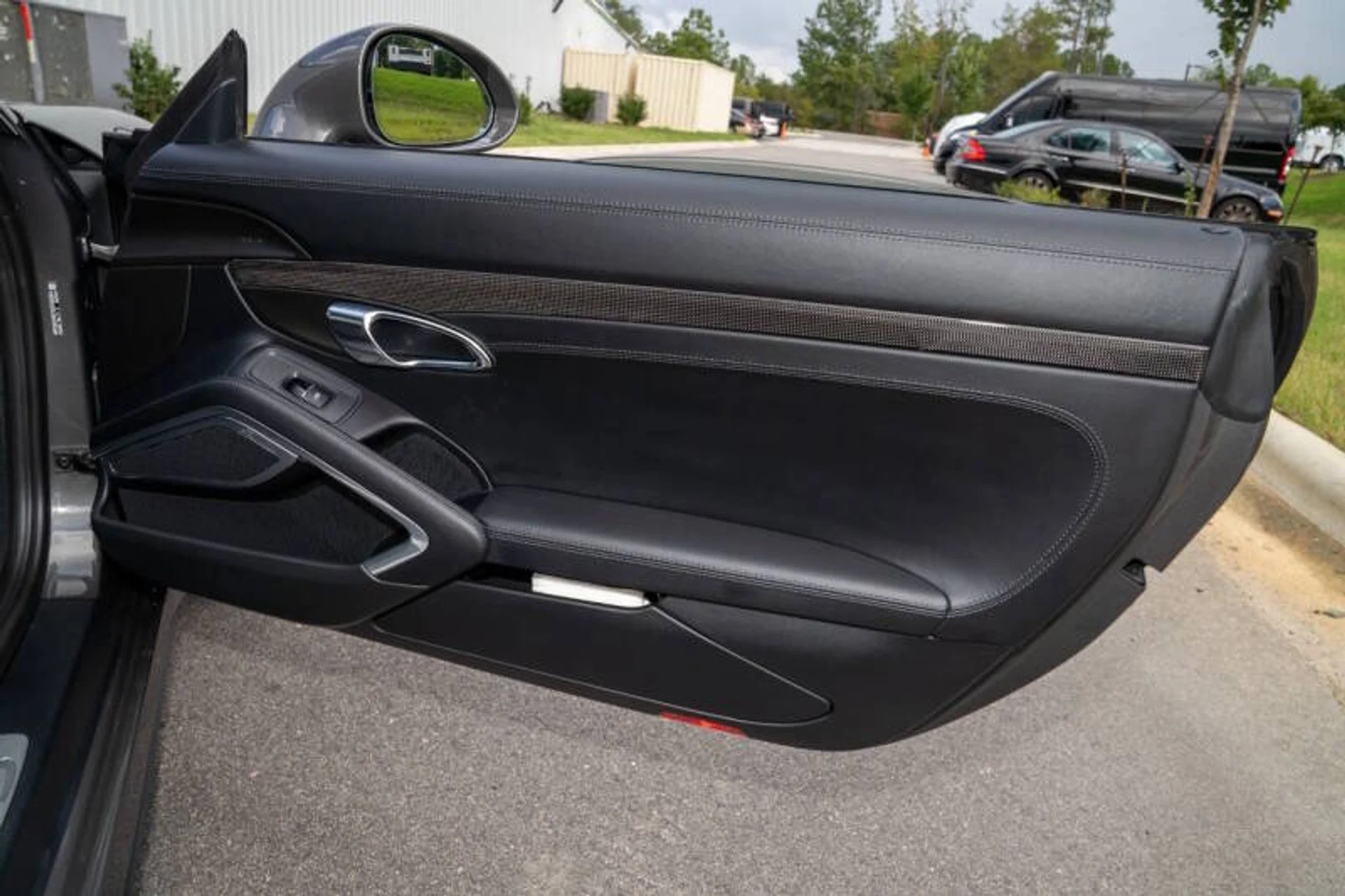 mph018_2276137265_2016_porsche_911_turbo_s_awd_2dr_coupe_91b91a44bb