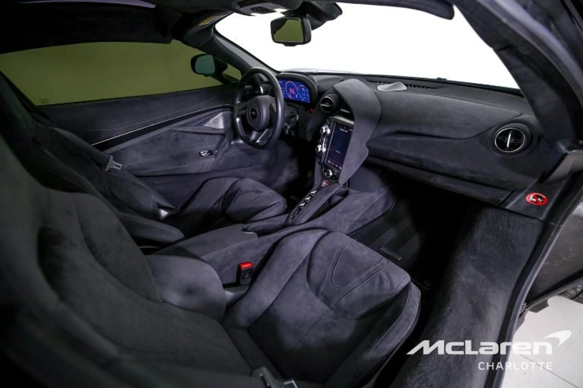 mph018_2281314893_Used_2020_MCLAREN_720_S_Performance_b83712d729