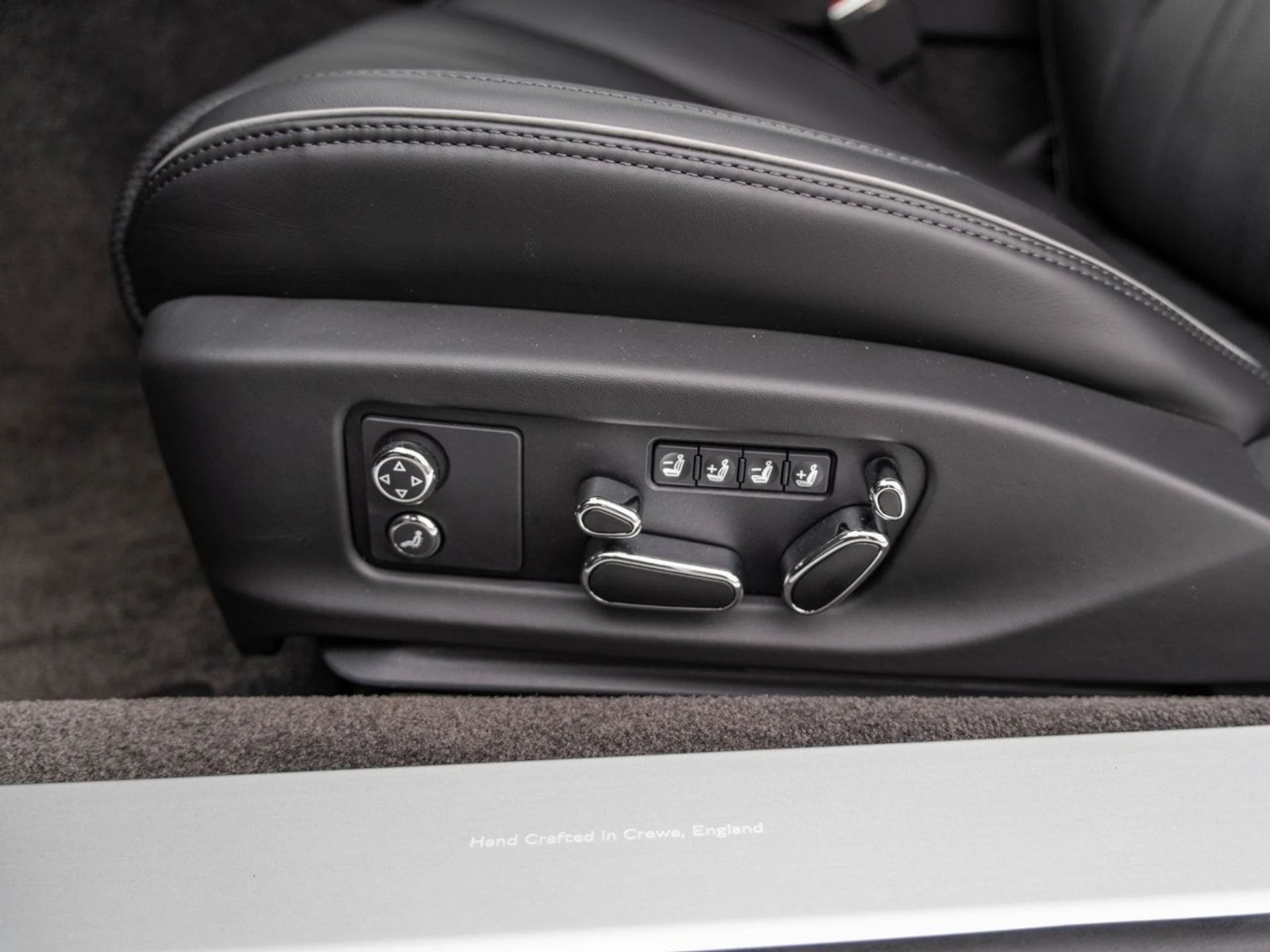 mph018_2290237399_621d28738f9a1887cc6ec7356a940251x_3da912d8c6