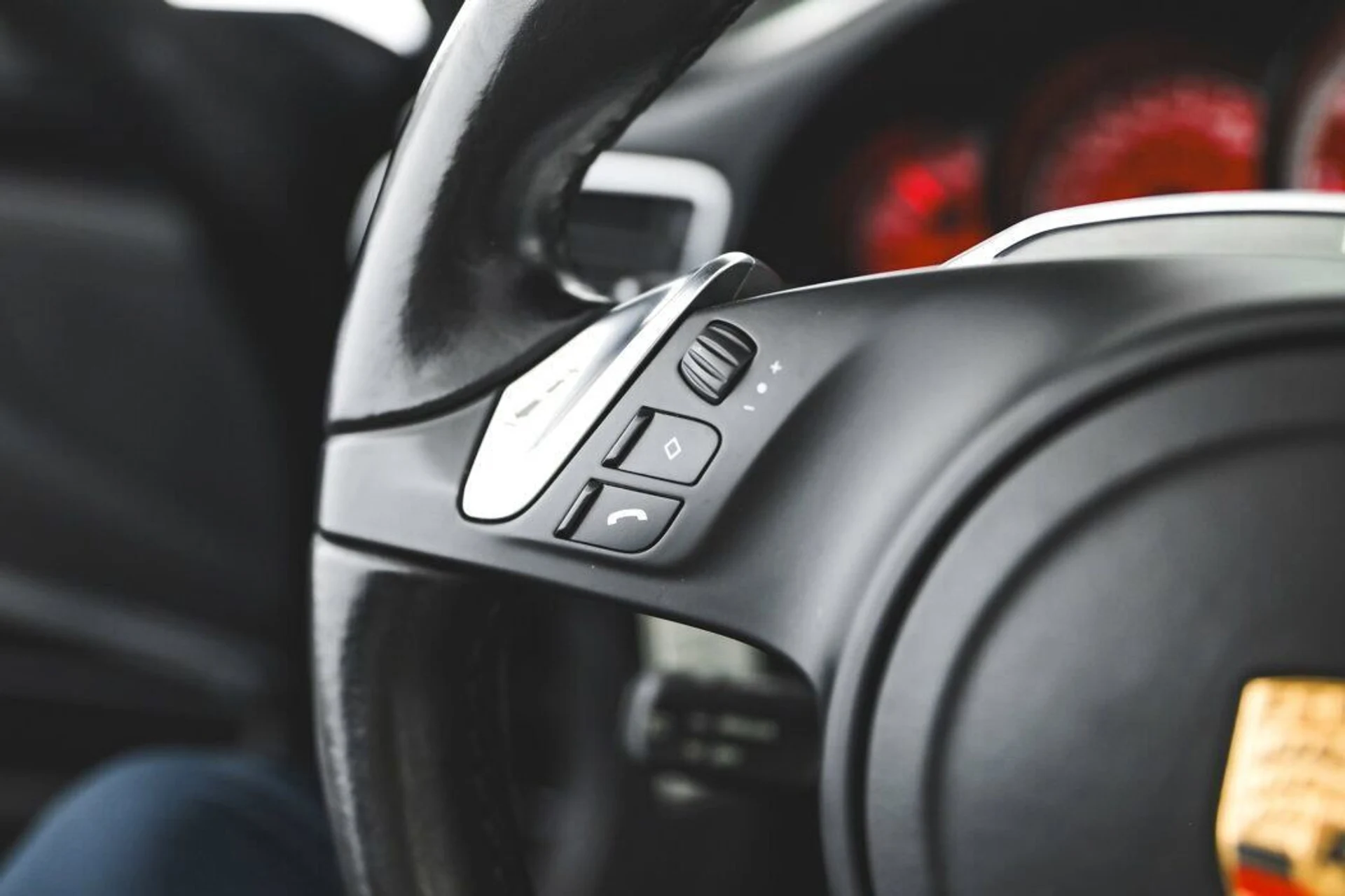 mph018_2291119840_f644ec8d735fae793185d502f2902436_43aca40204