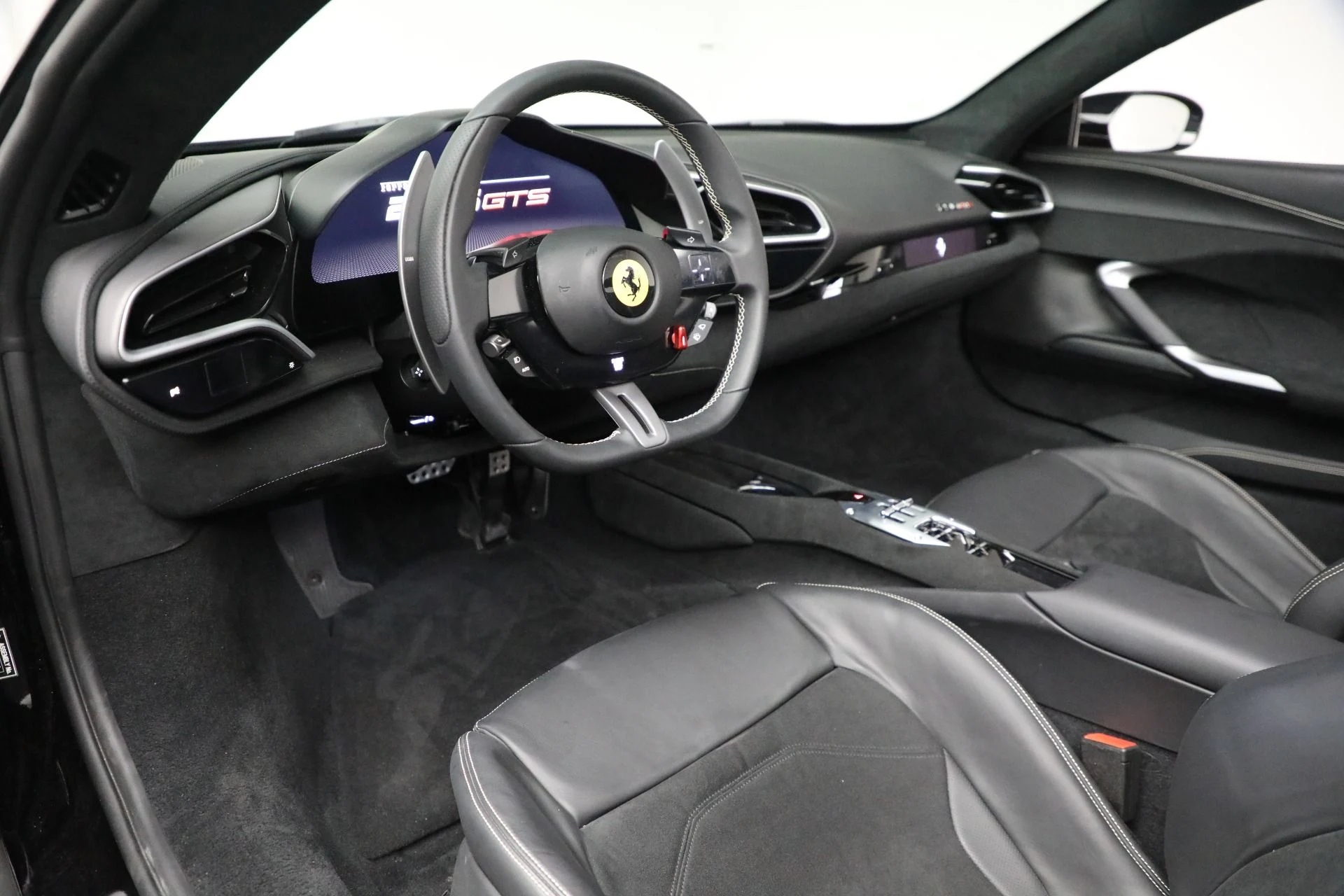mph018_2300060388_Used_2023_Ferrari_296_GTS_e860af2730