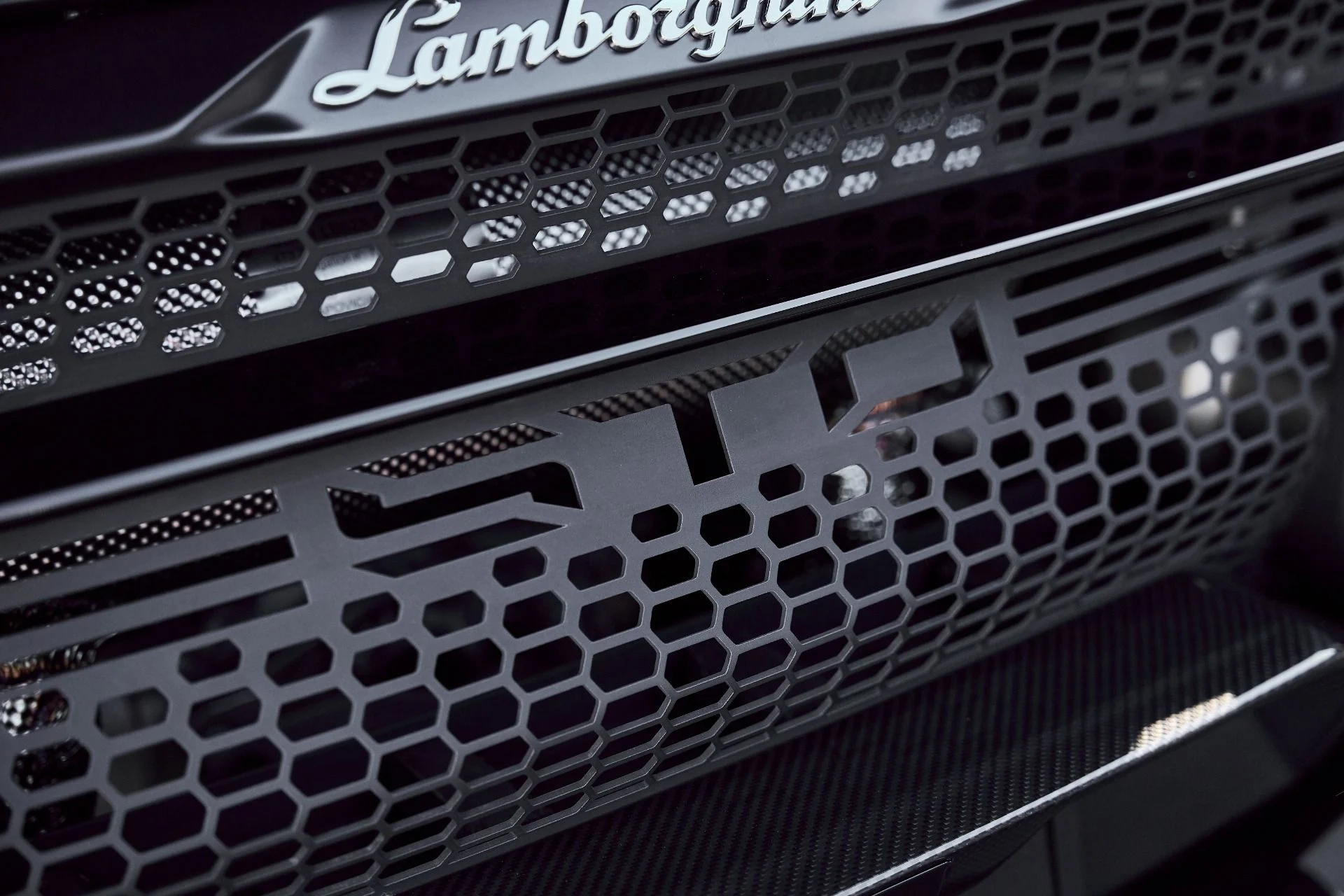 mph018_2302859017_Used_2023_Lamborghini_Huracan_STO_Base_1771381275_7ec974d95e