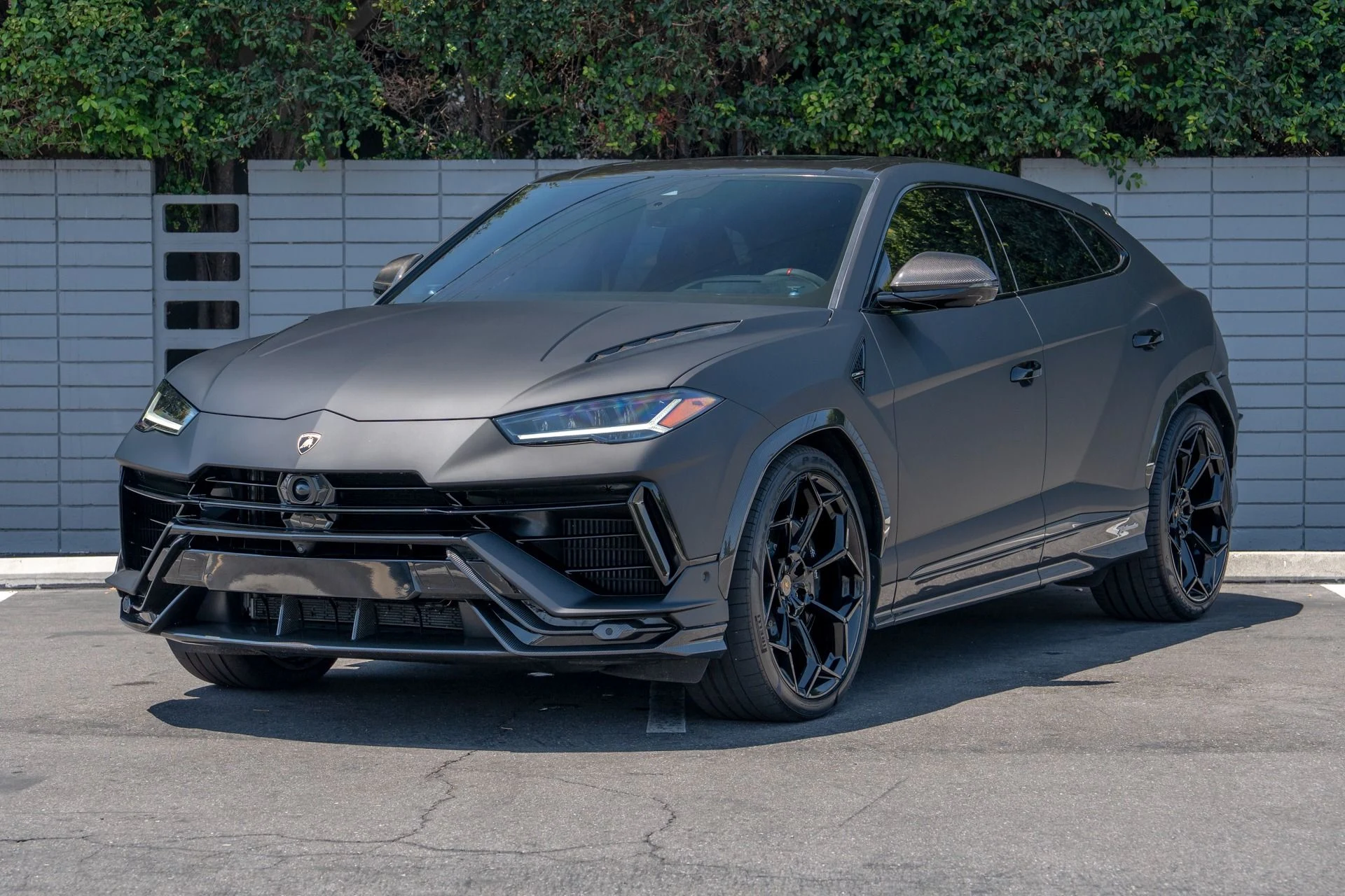 mph018_2304411751_Used_2023_Lamborghini_Urus_Performante_1754671717_b5b5bb60fe