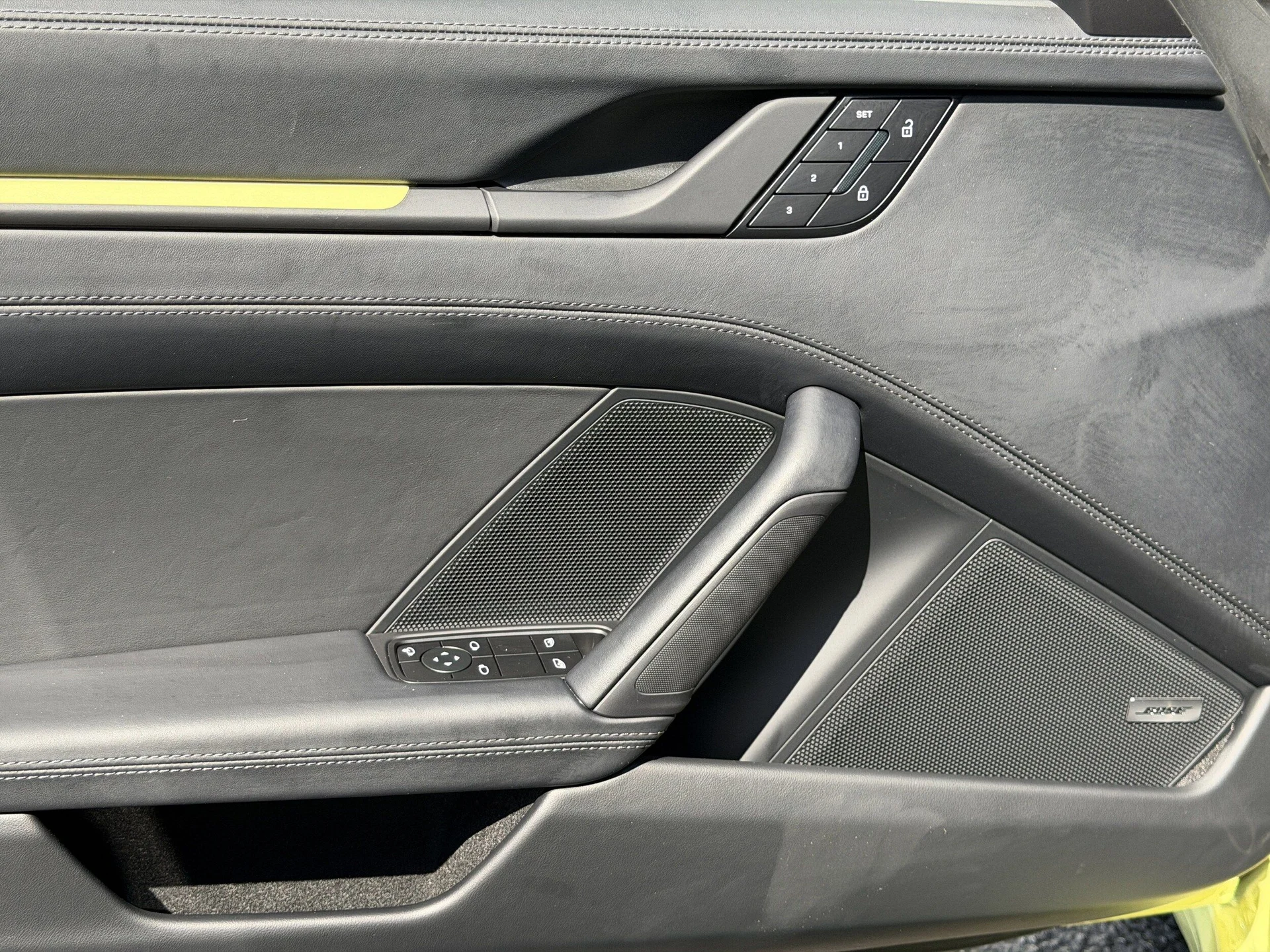 mph018_2320512091_2da0e98cff5a71b232ca2a438dfc58cbx_d7f069daa9