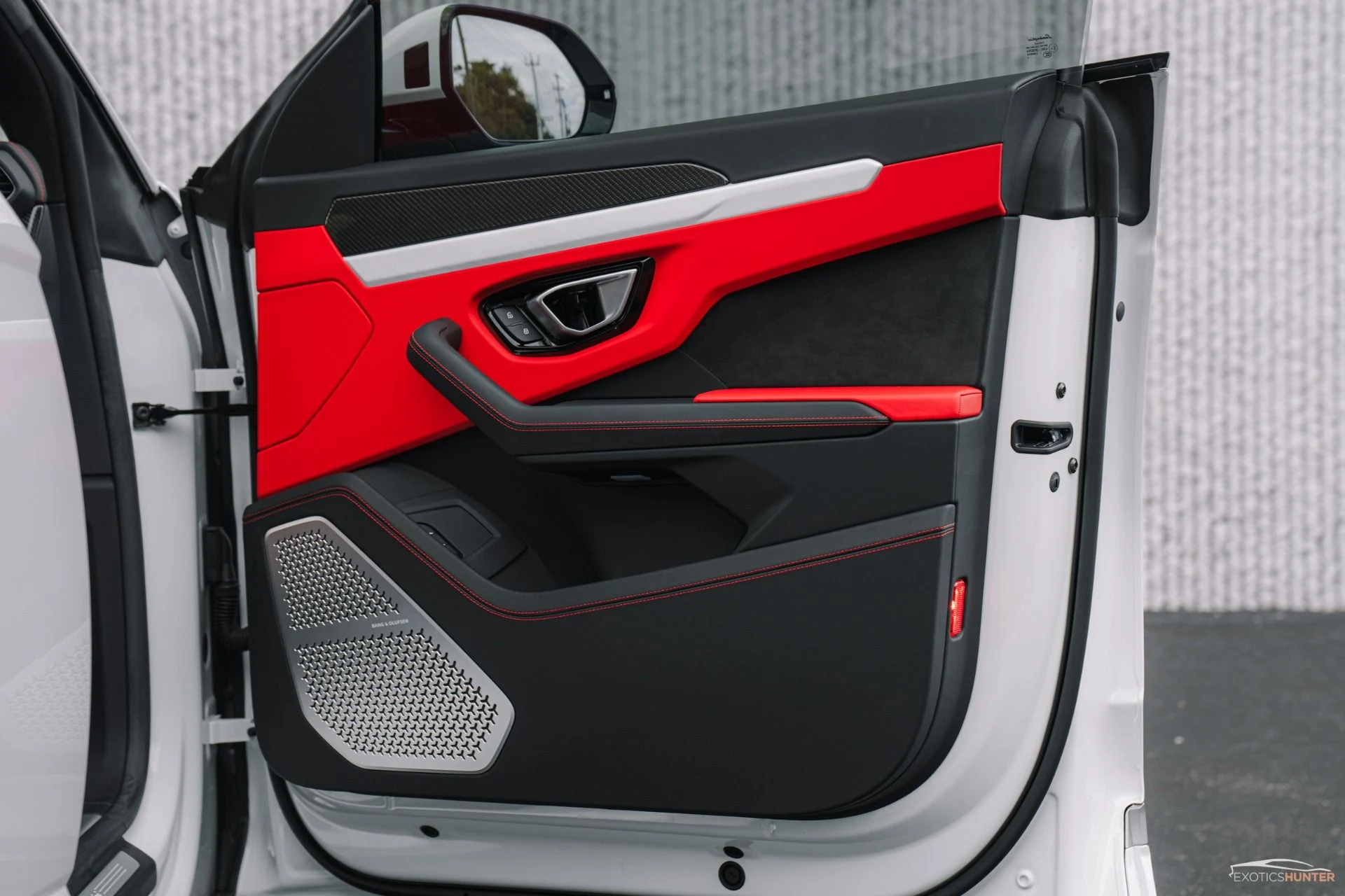 mph018_232567919_Used_2021_Lamborghini_Urus_1762815107_755a33ace3