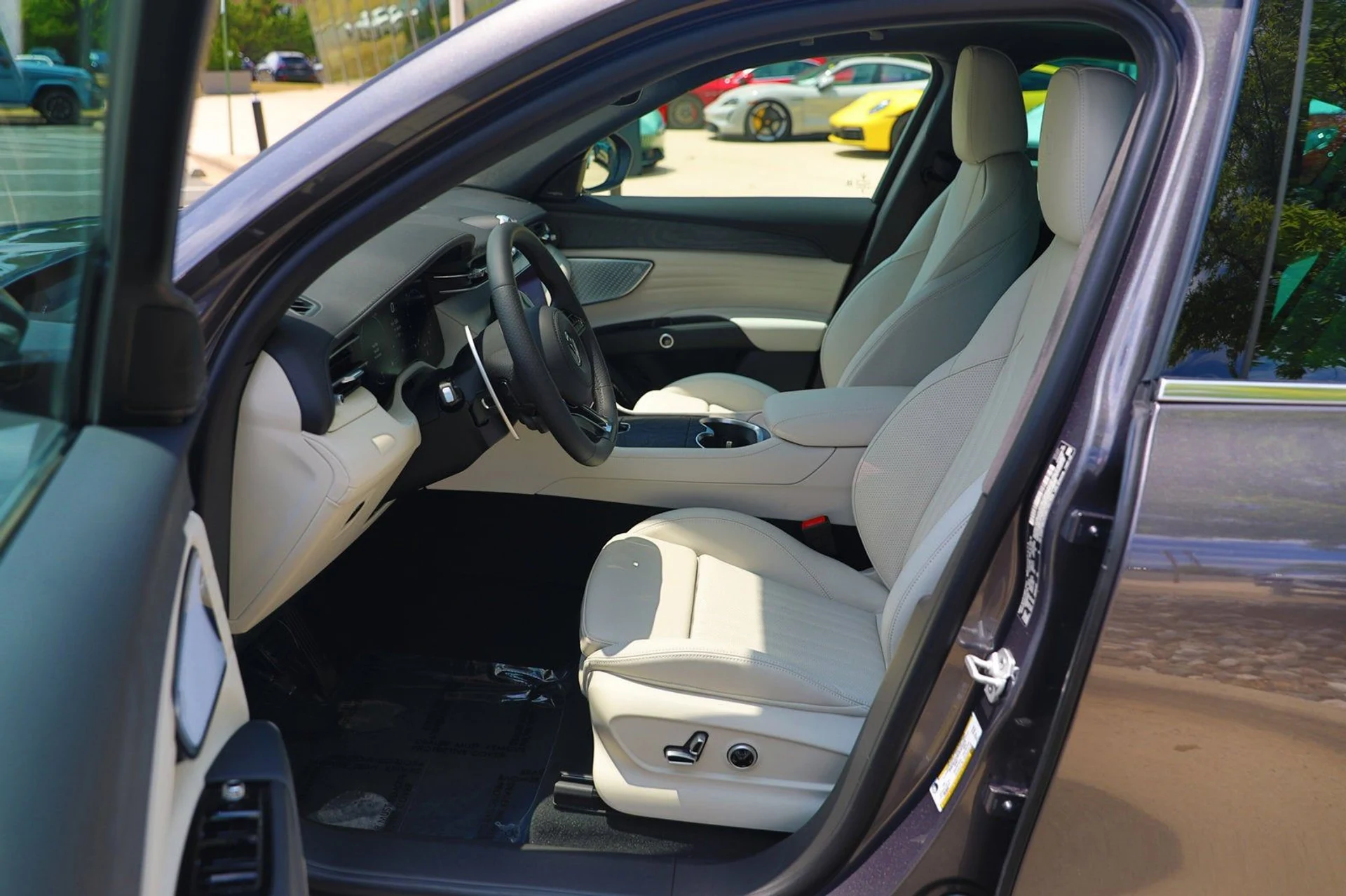 mph018_2327556572_a1f64d806c7f479993c24b45f7f2df66_c1ee98f754