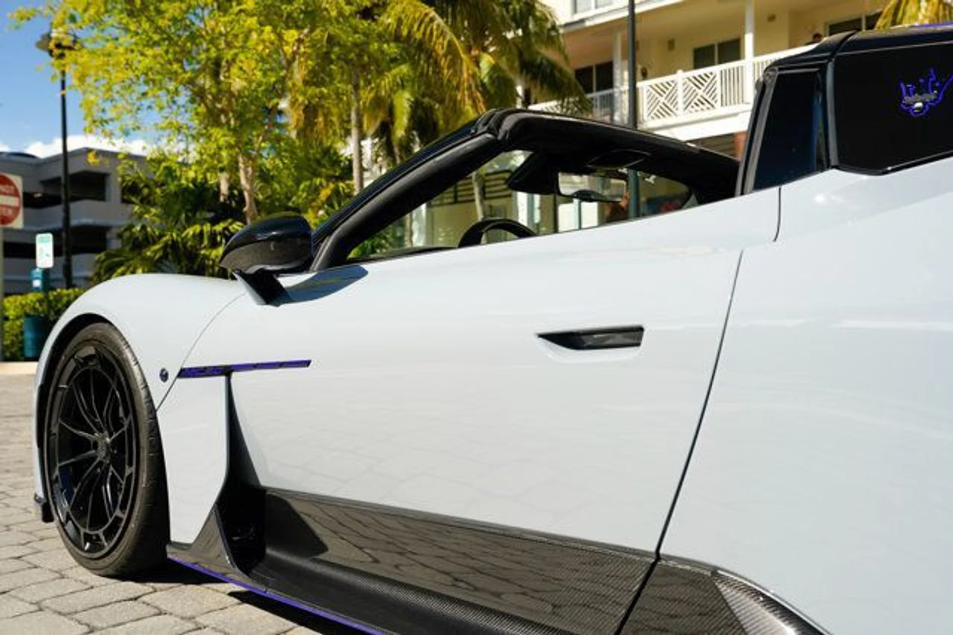 mph018_2332789674_22967480_19_640_c1f2f91b5f