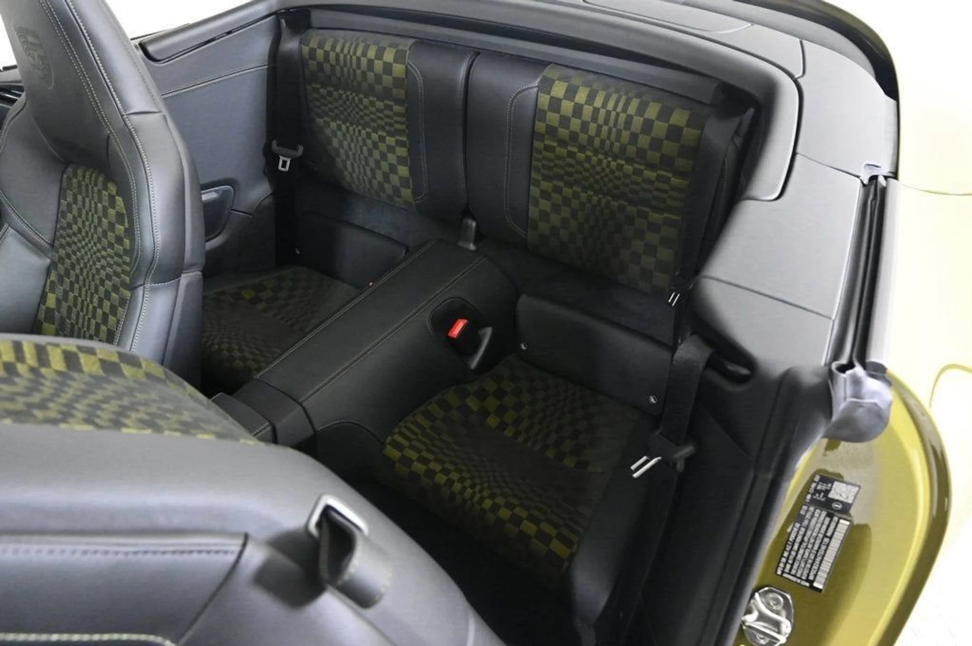 mph018_2334825097_3823e1e3f8074b8da9fa0b59128e0ca2_e2342f2b45