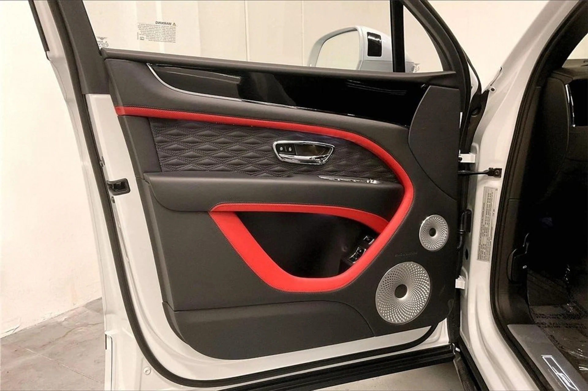 mph018_2337359218_072e86ba7800bc0865a8bcda3e02024bx_0309e0726d